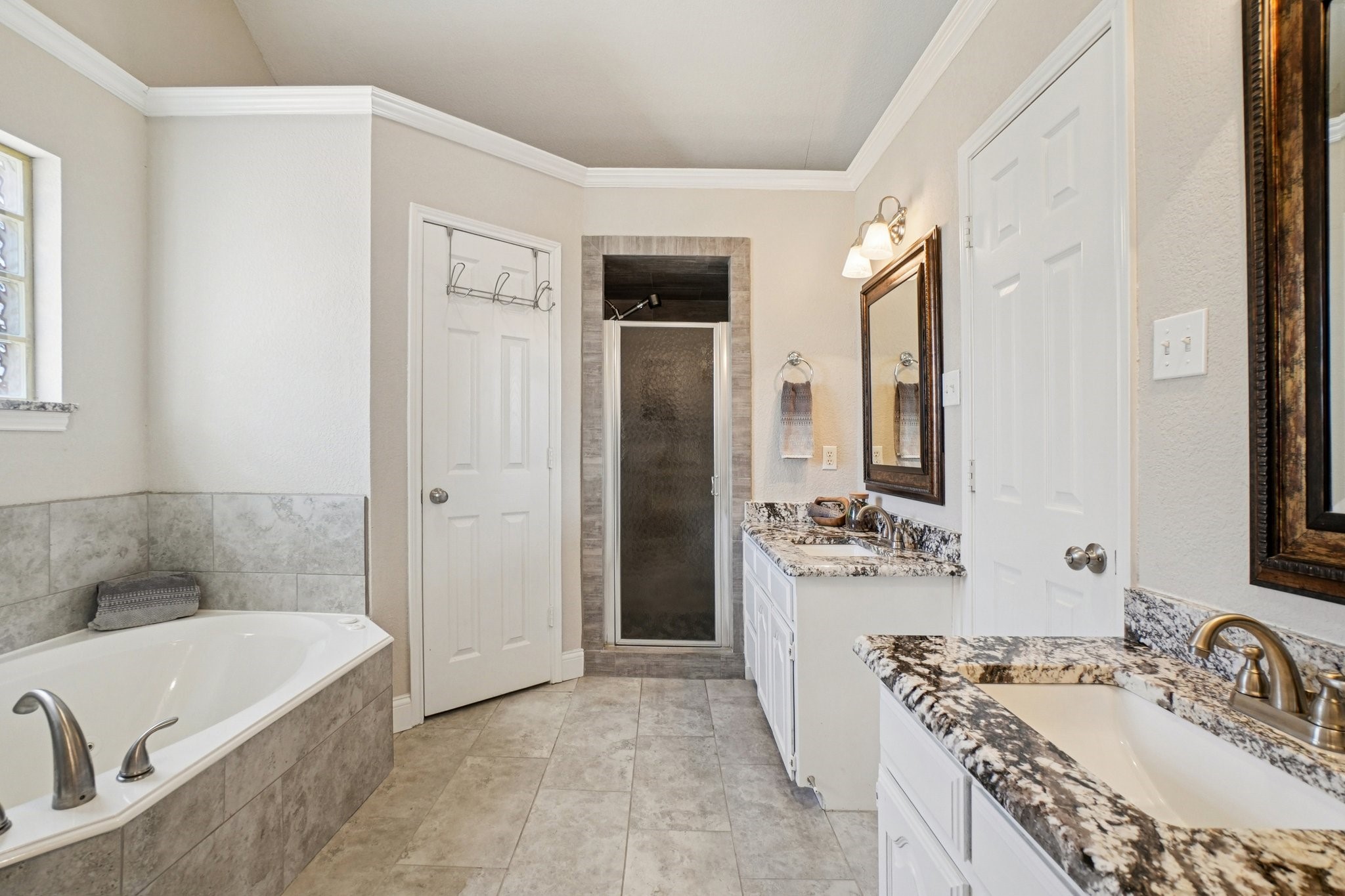 360 College Street S