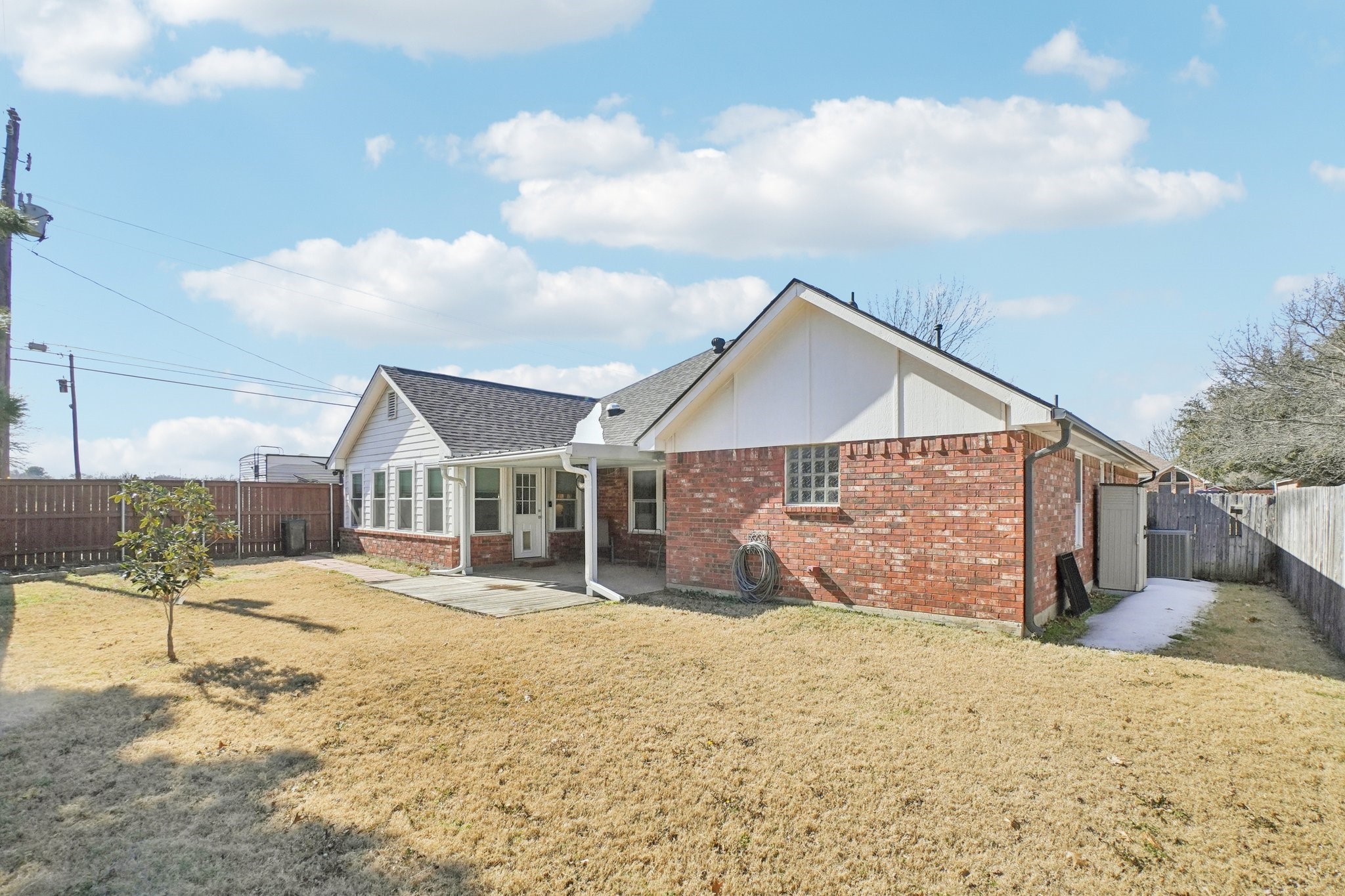 360 College Street S