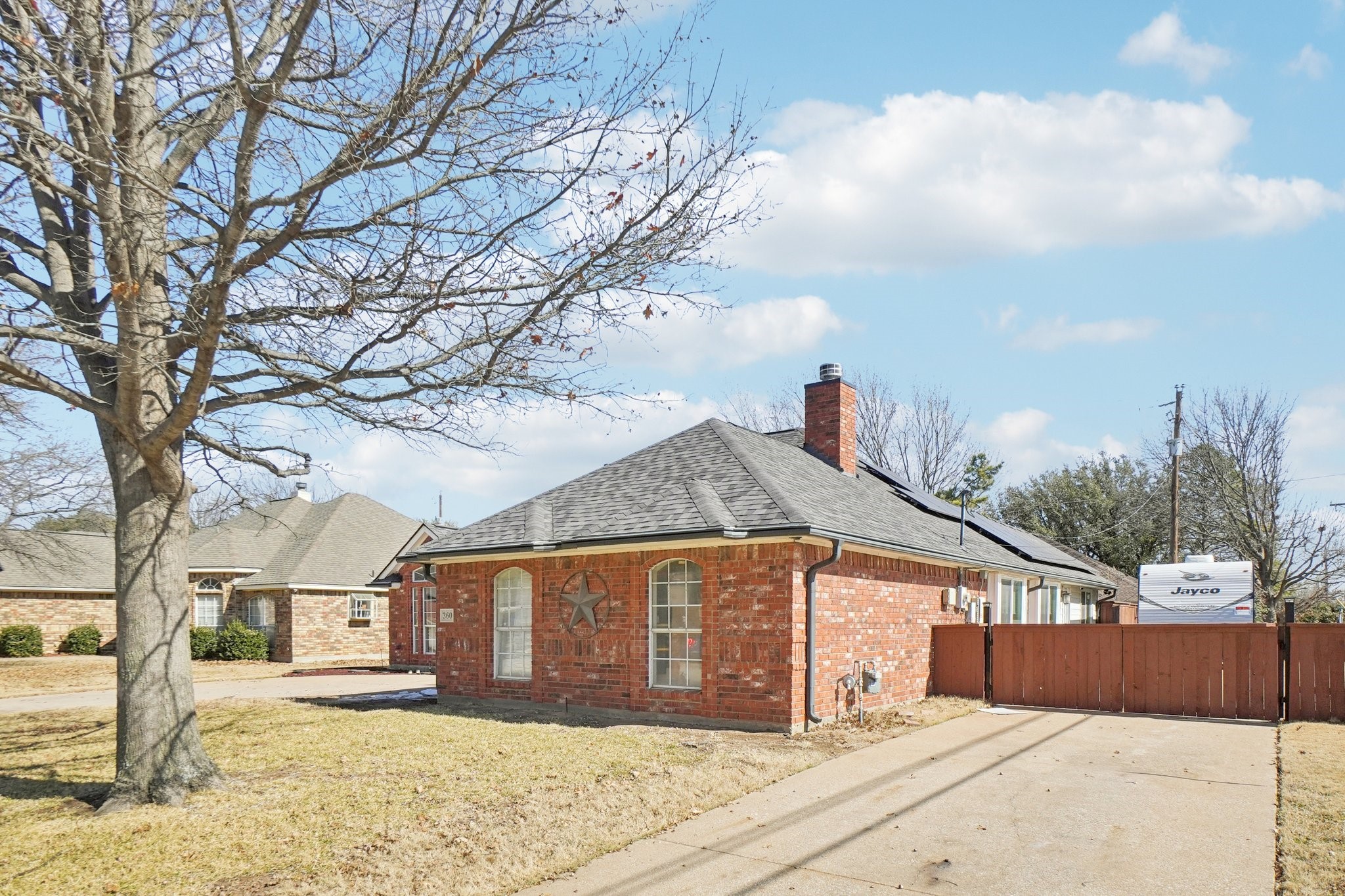 360 College Street S