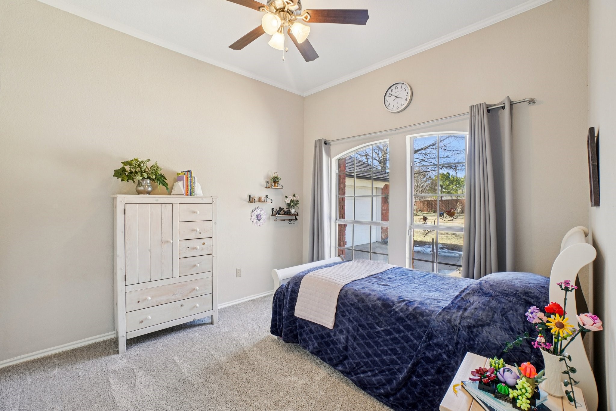 360 College Street S