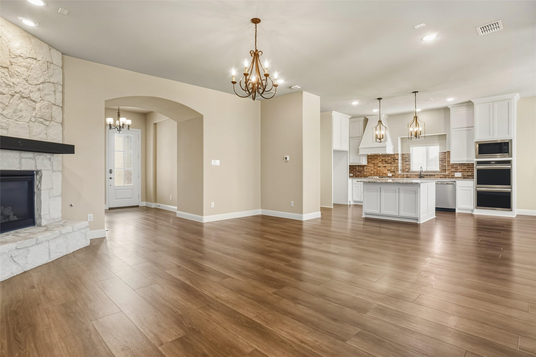 3601 Honey Suckle Lane