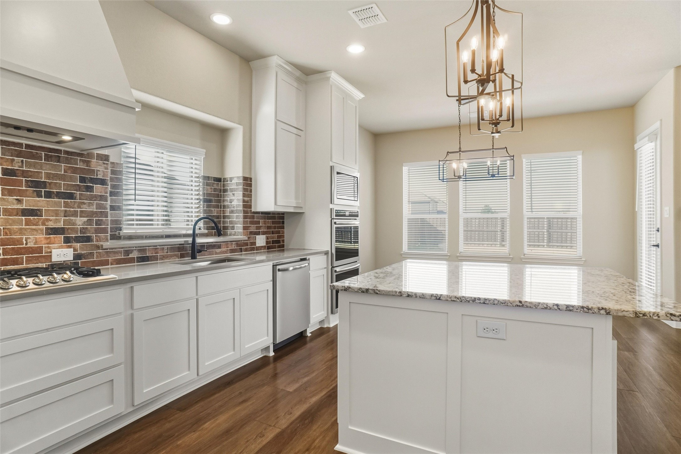 3601 Honey Suckle Lane