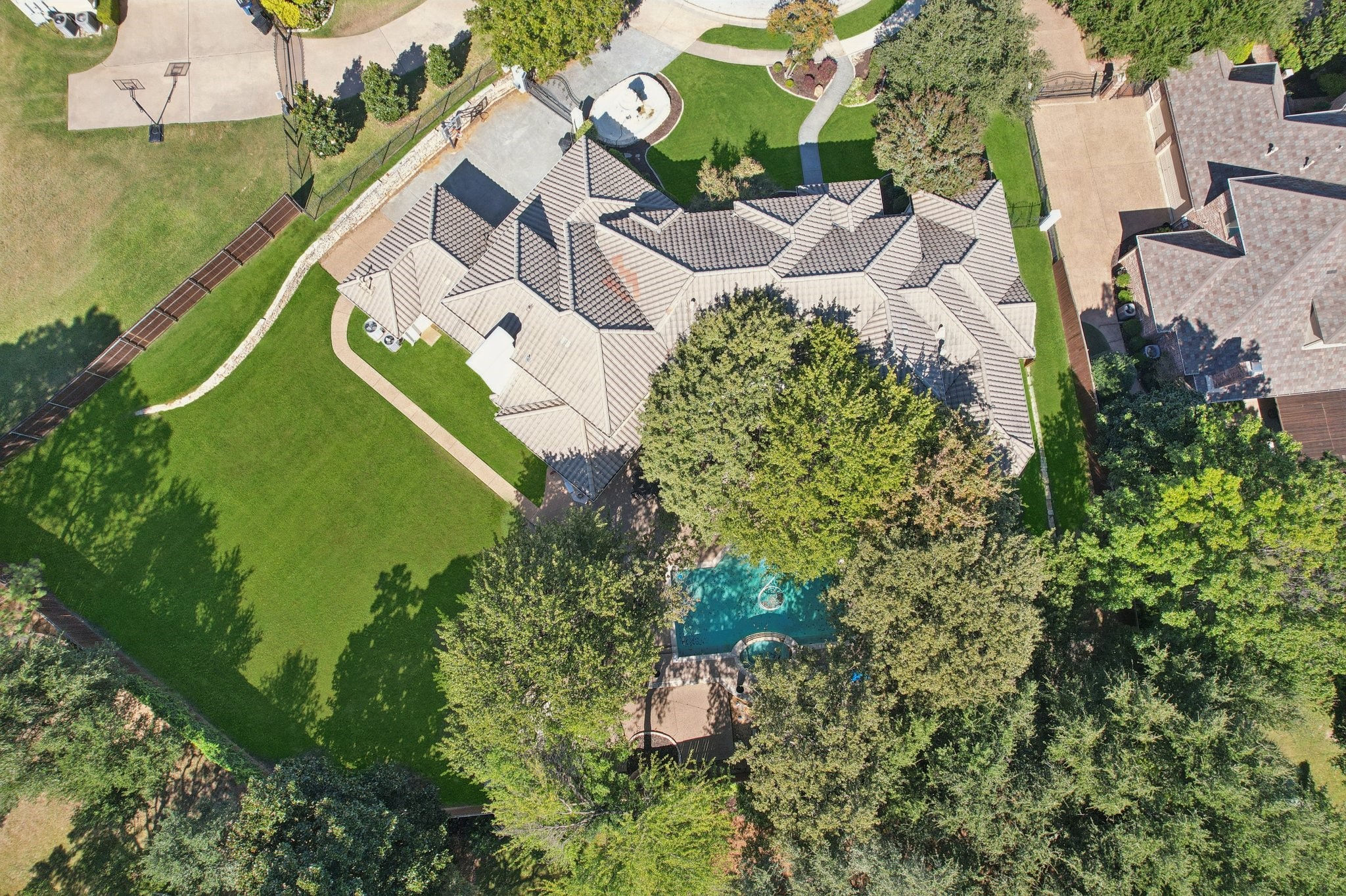 1403 Lands End Court