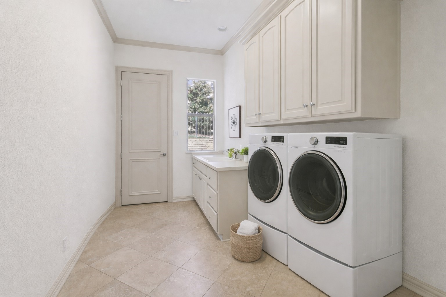 1403 Lands End Court