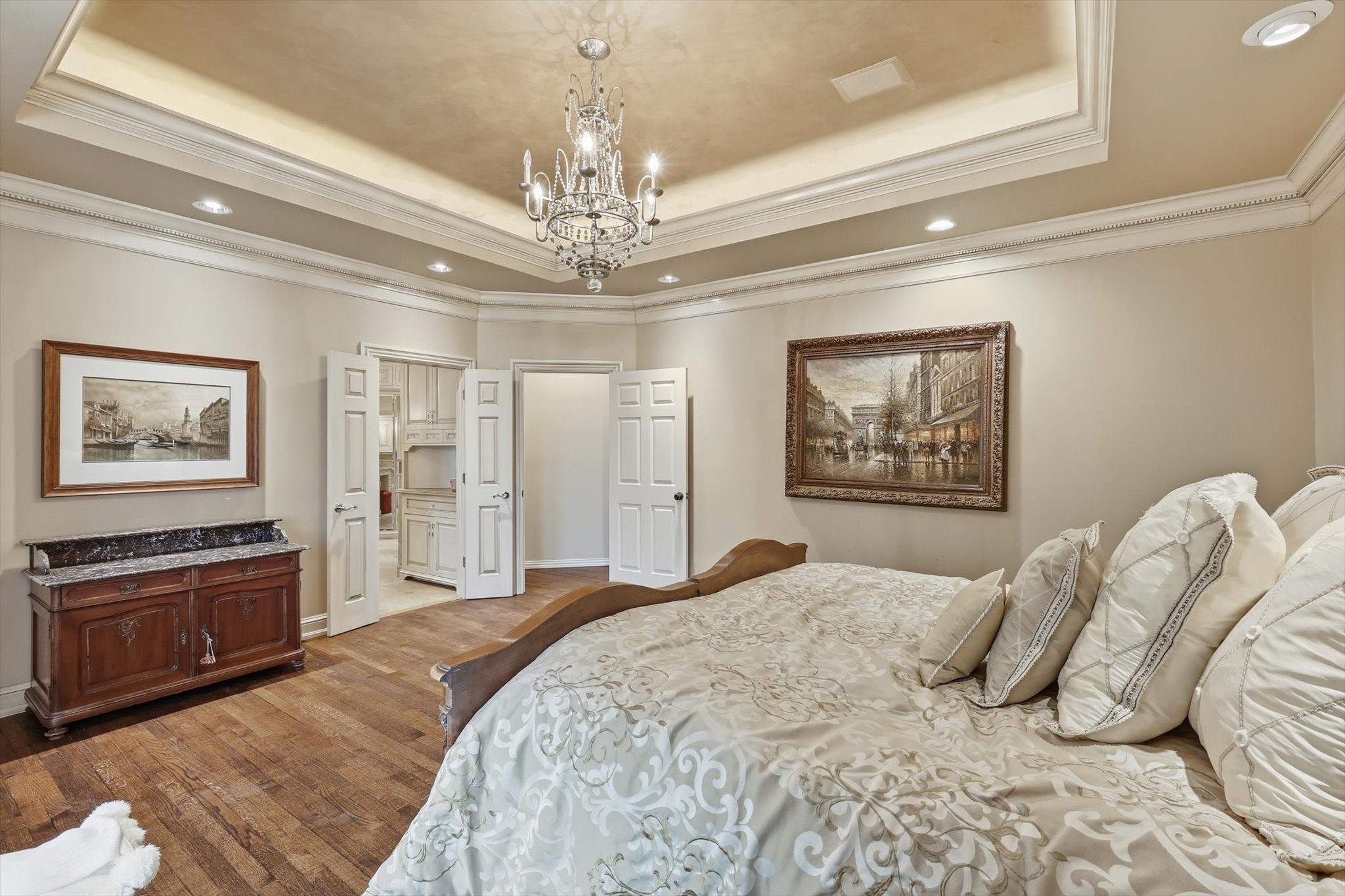 5110 Old Oak Lane