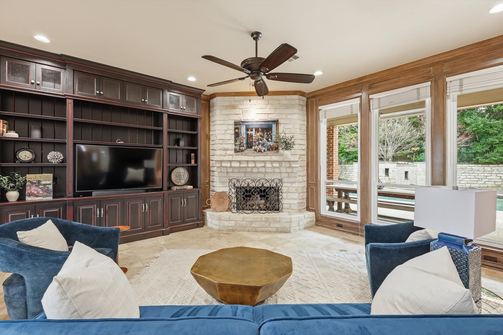 5110 Old Oak Lane