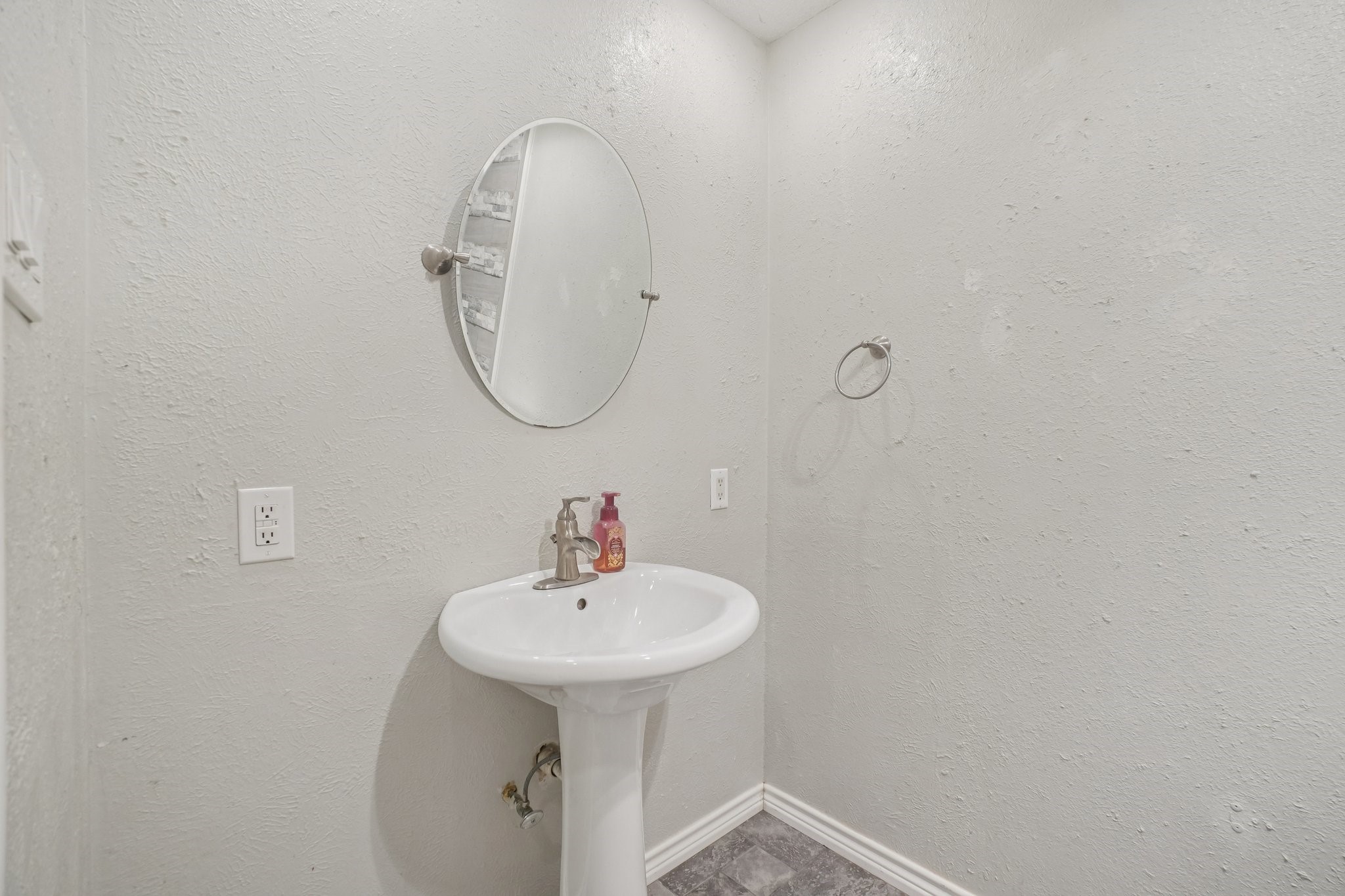 1105 Parkhill Avenue