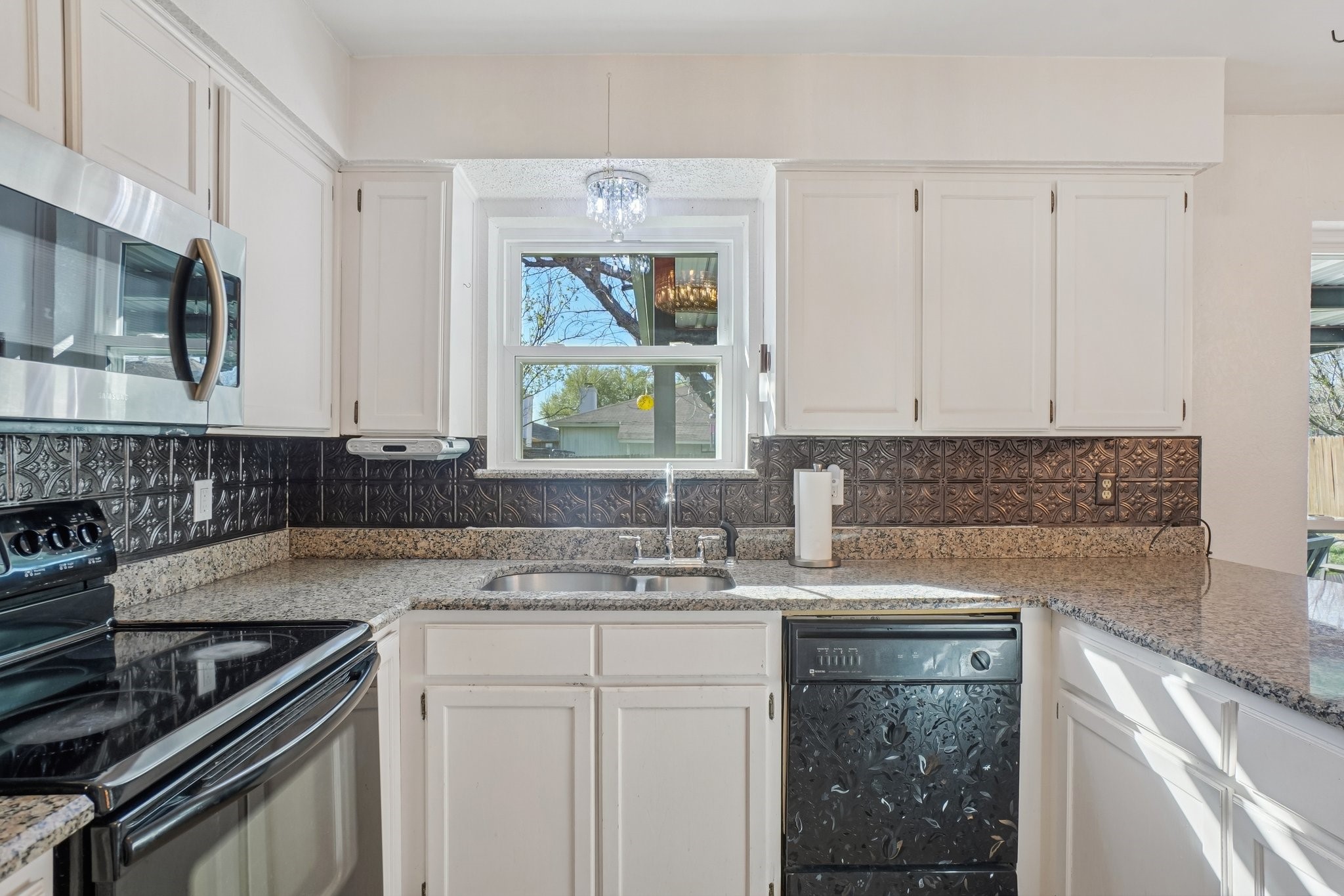 1105 Parkhill Avenue