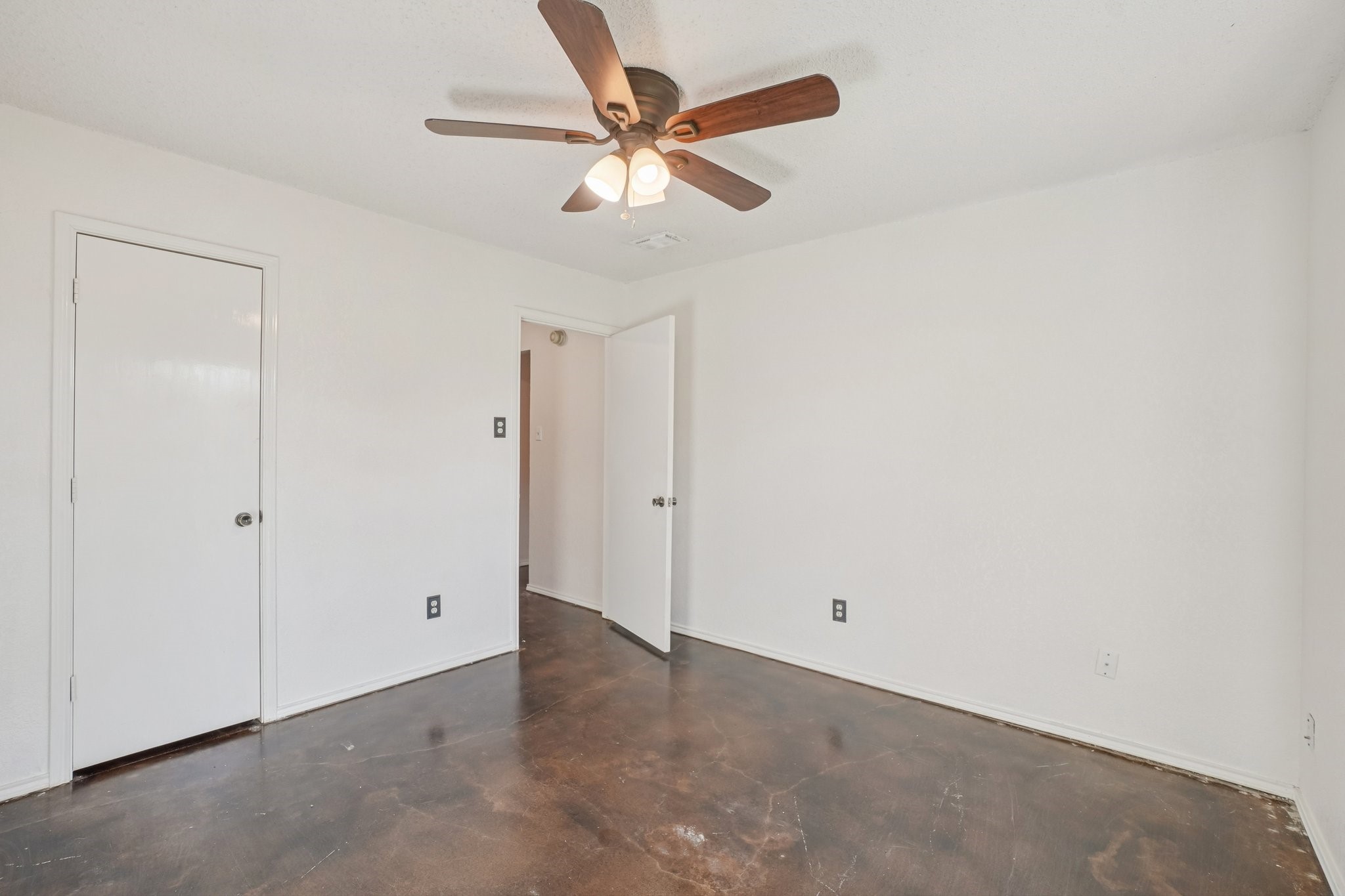 1105 Parkhill Avenue