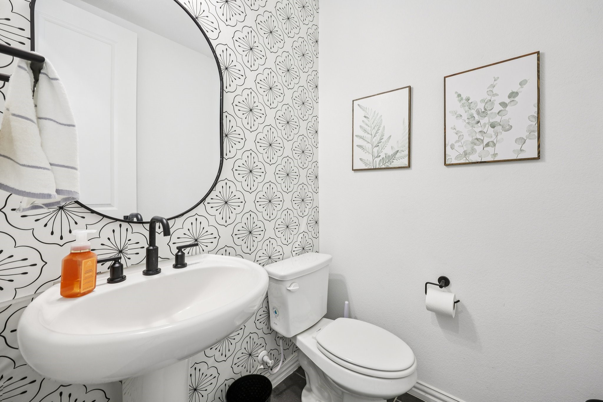 6201 Queens Path
