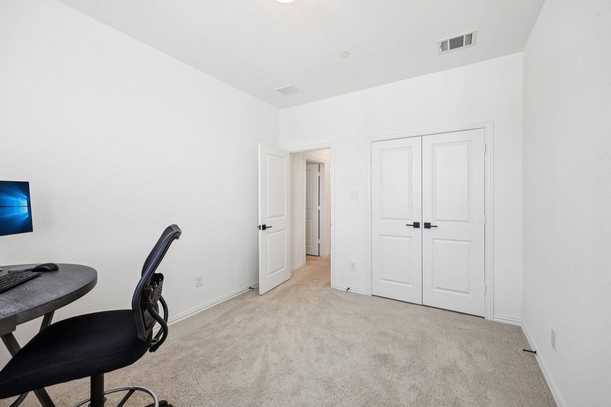 6201 Queens Path