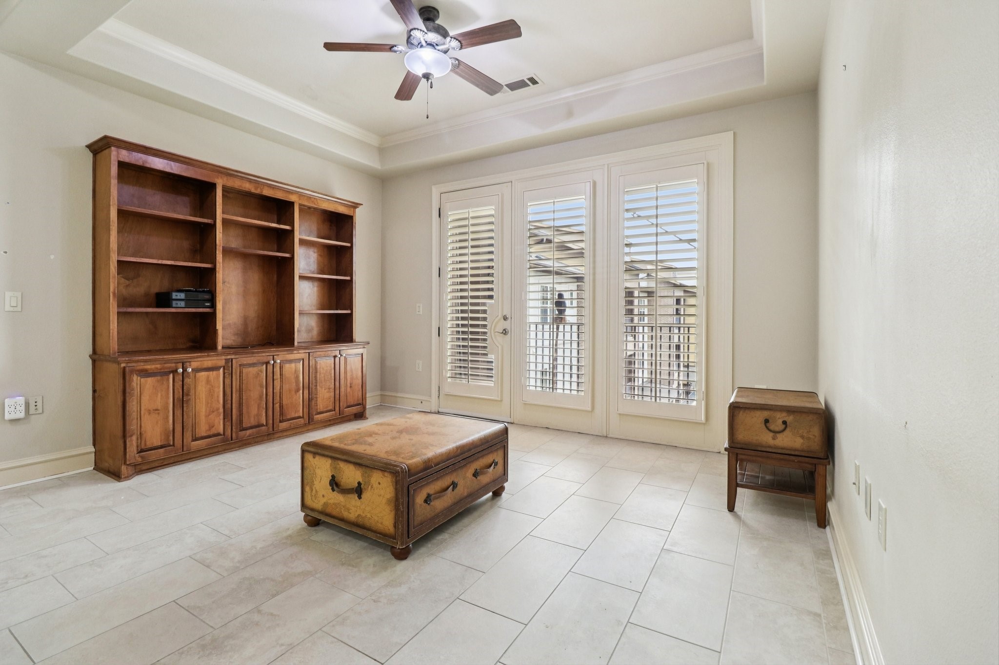 301 Watermere Drive 407