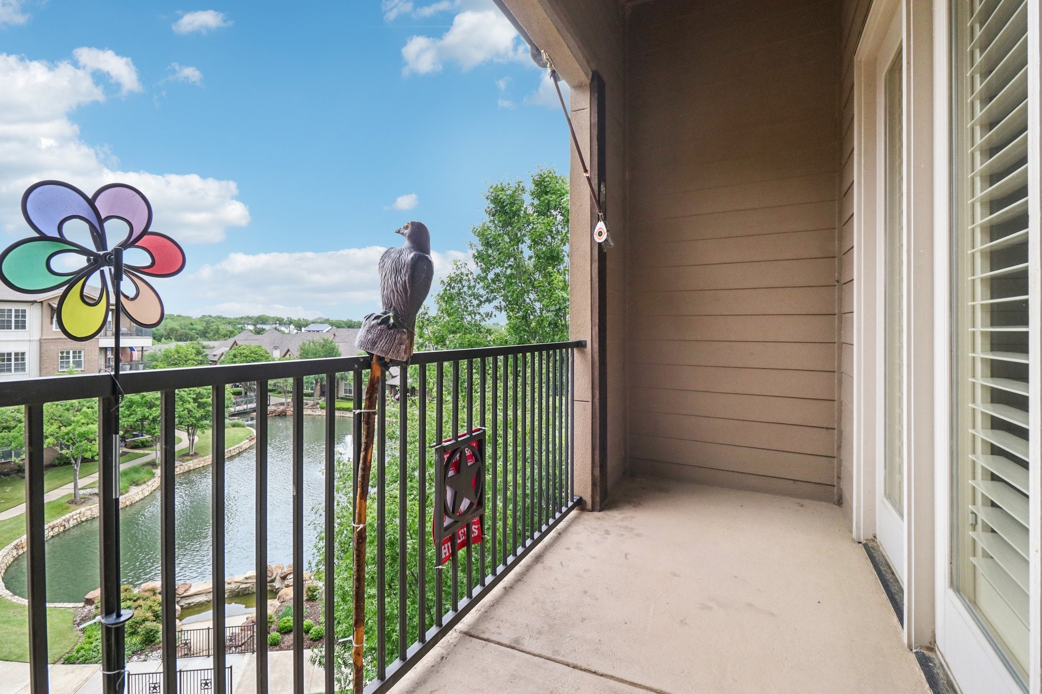 301 Watermere Drive 407