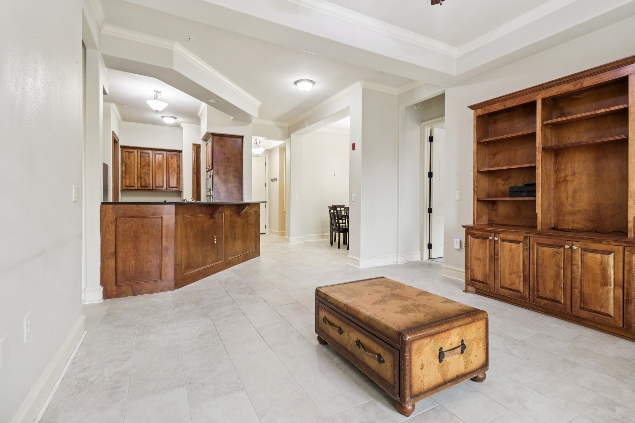 301 Watermere Drive 407