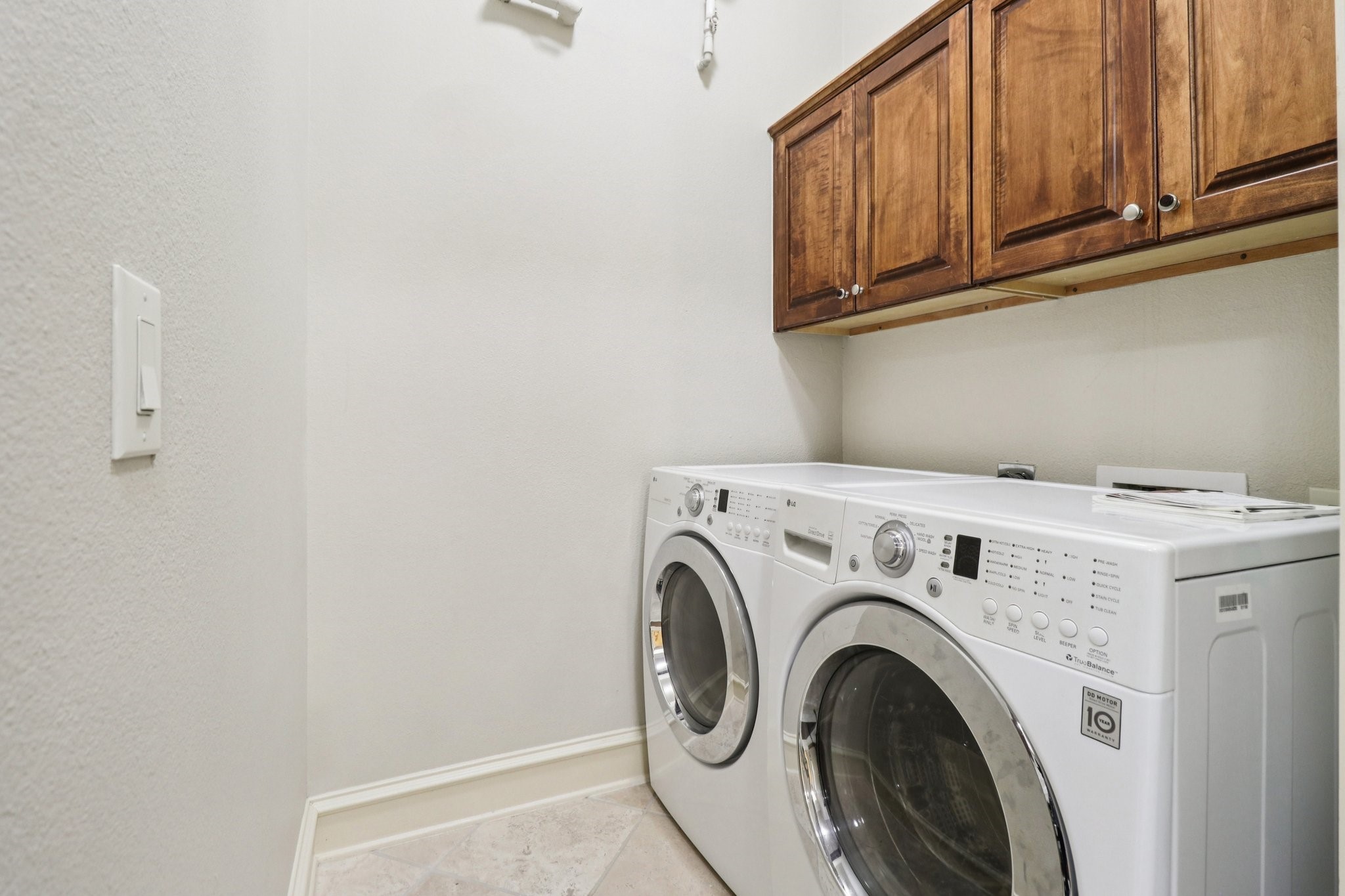 301 Watermere Drive 407