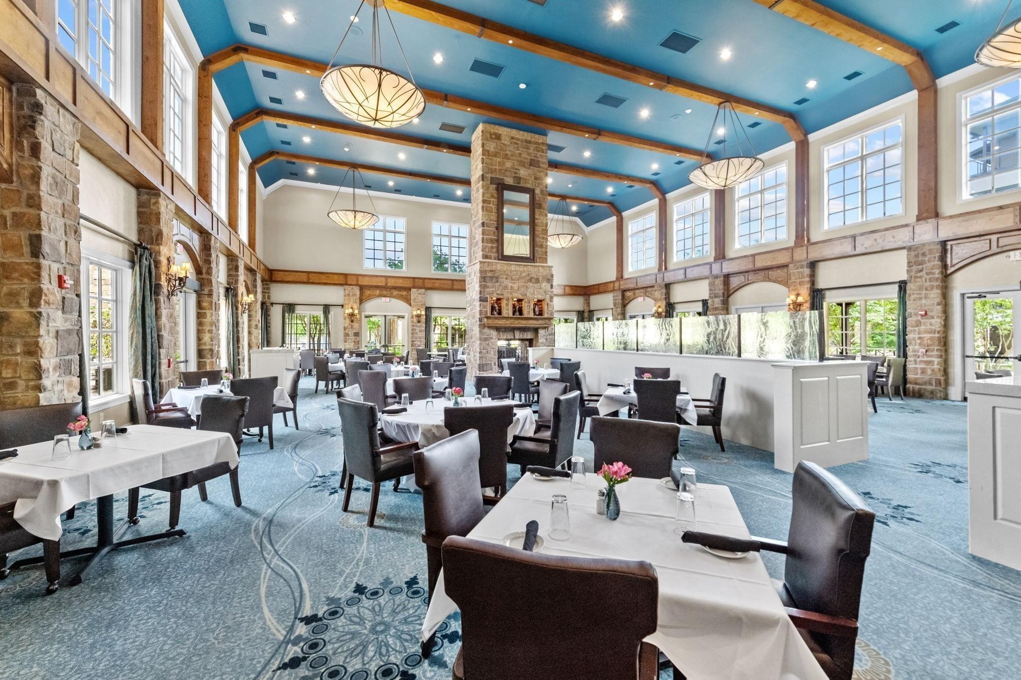 301 Watermere Drive 407