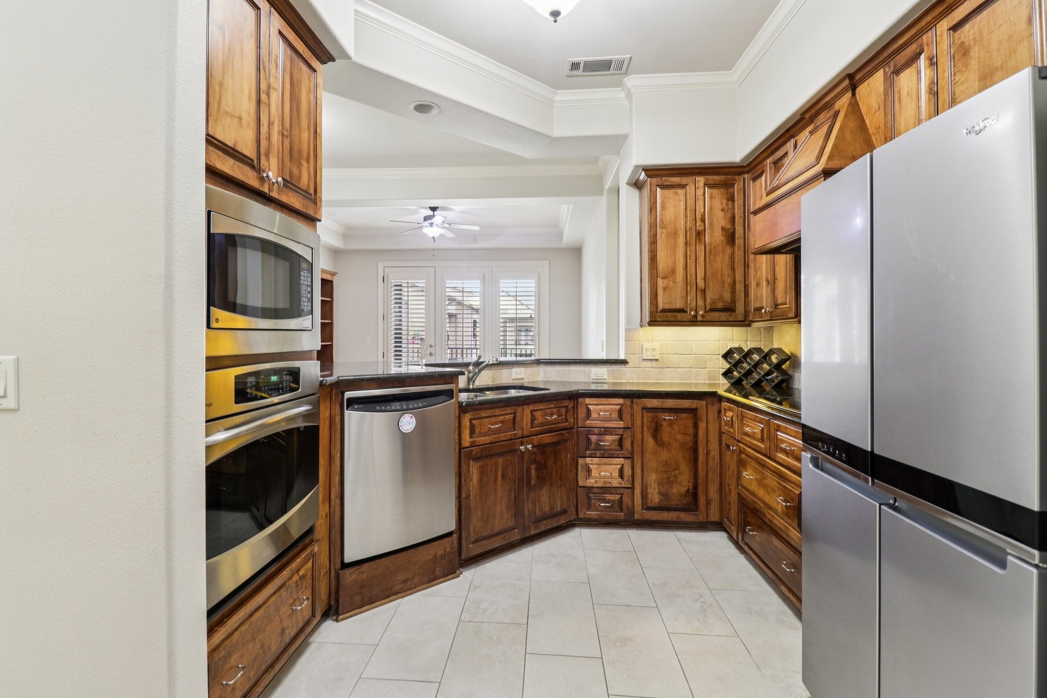 301 Watermere Drive 407