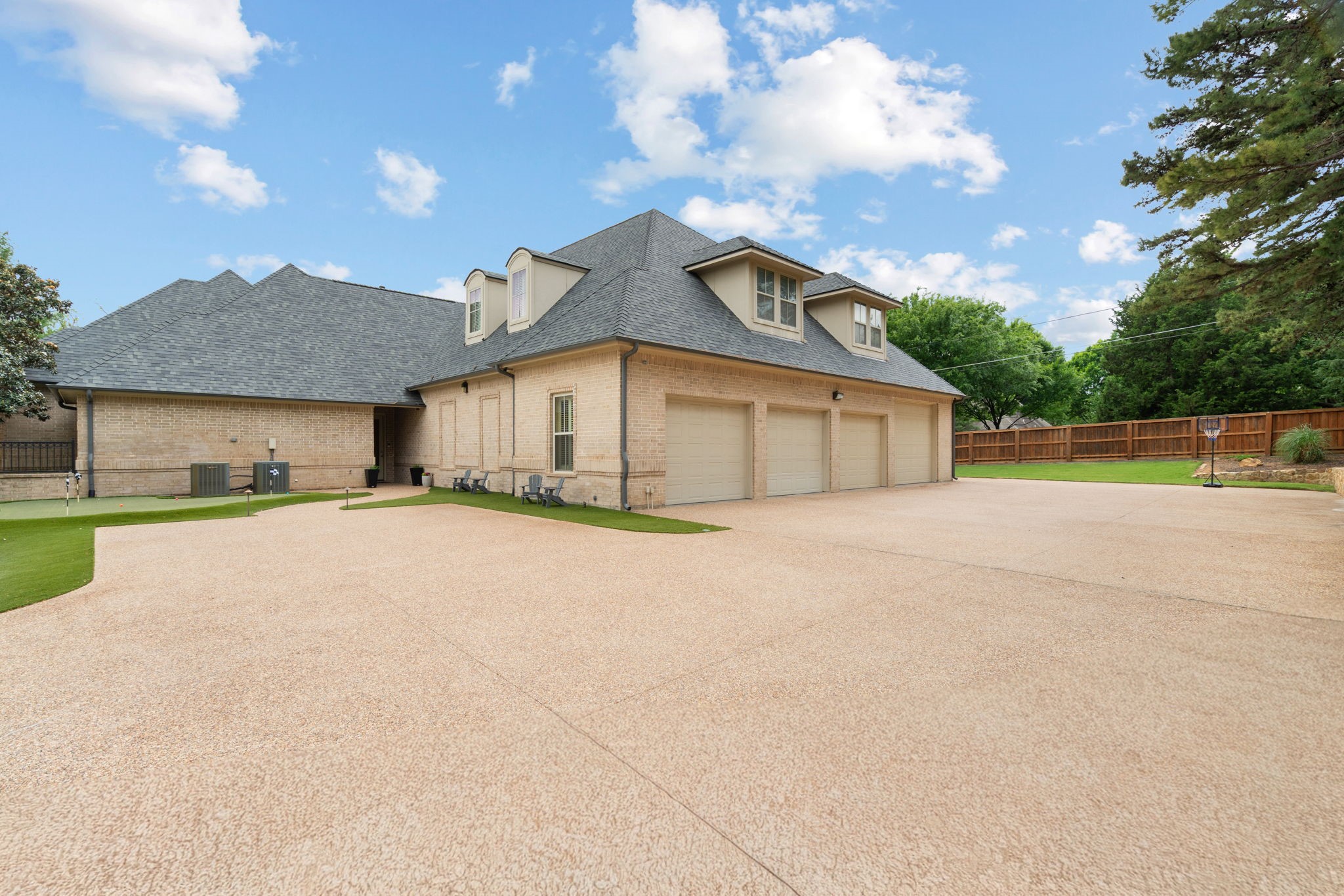 4712 Manning Drive