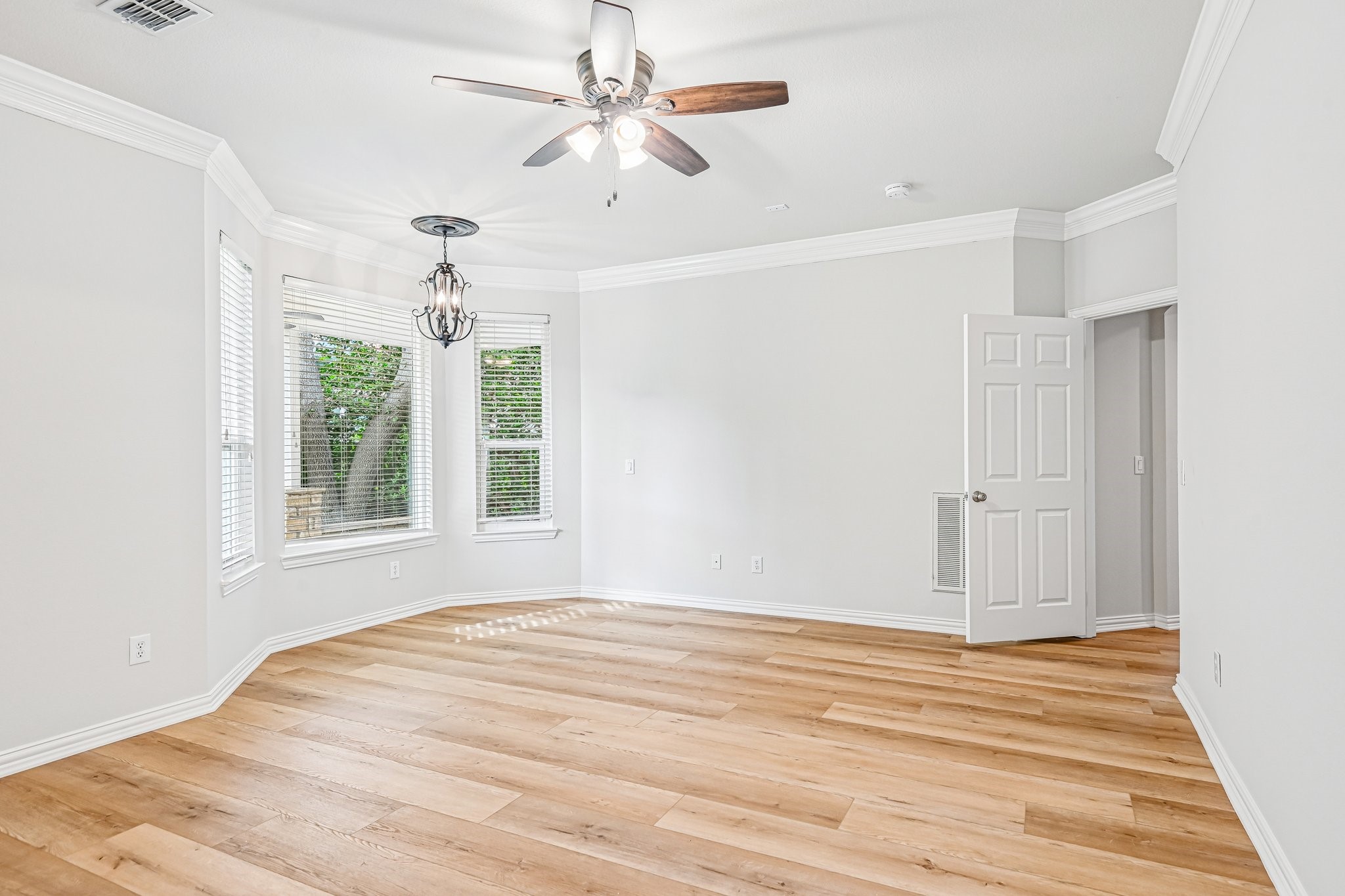 532 Ivy Court