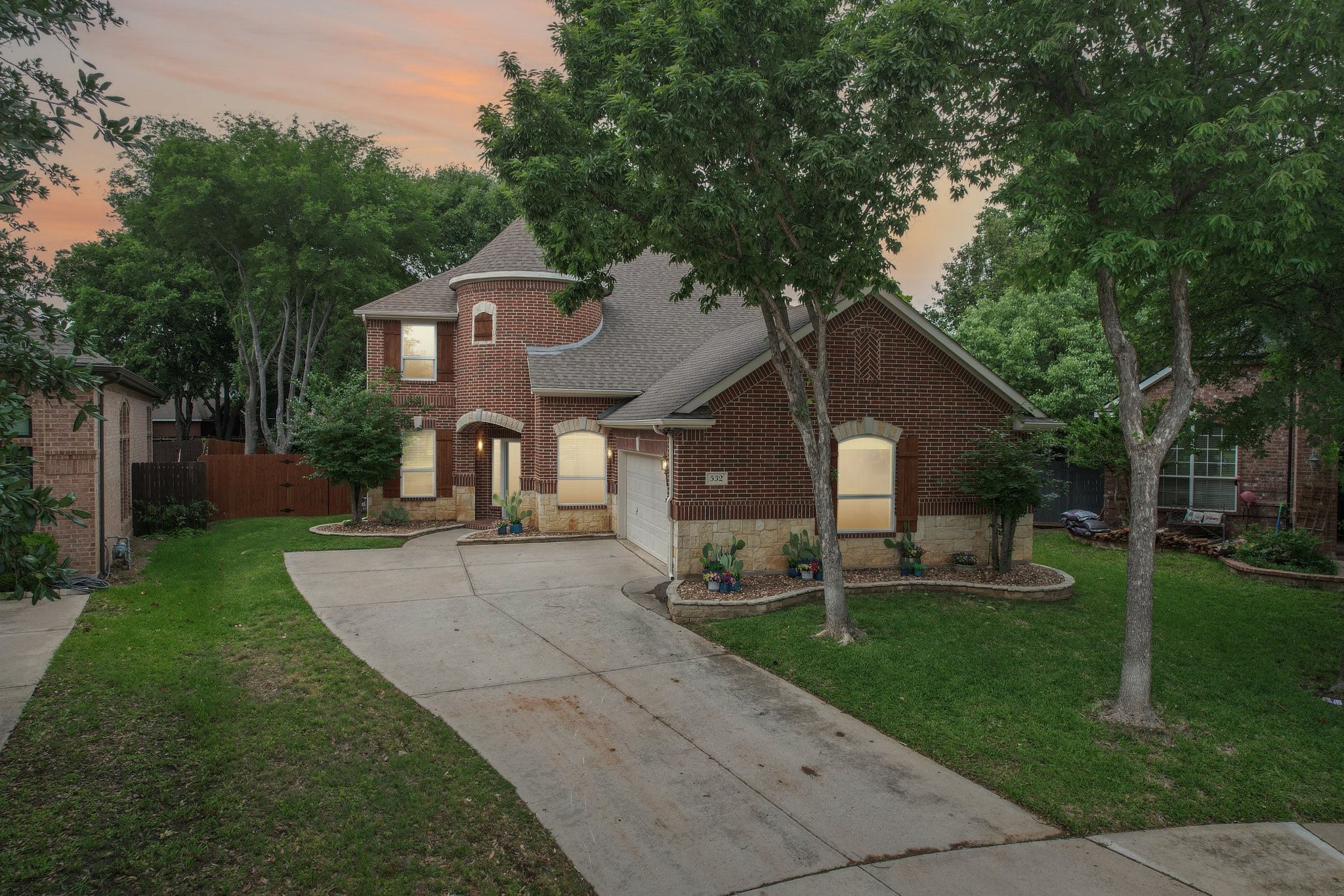 532 Ivy Court