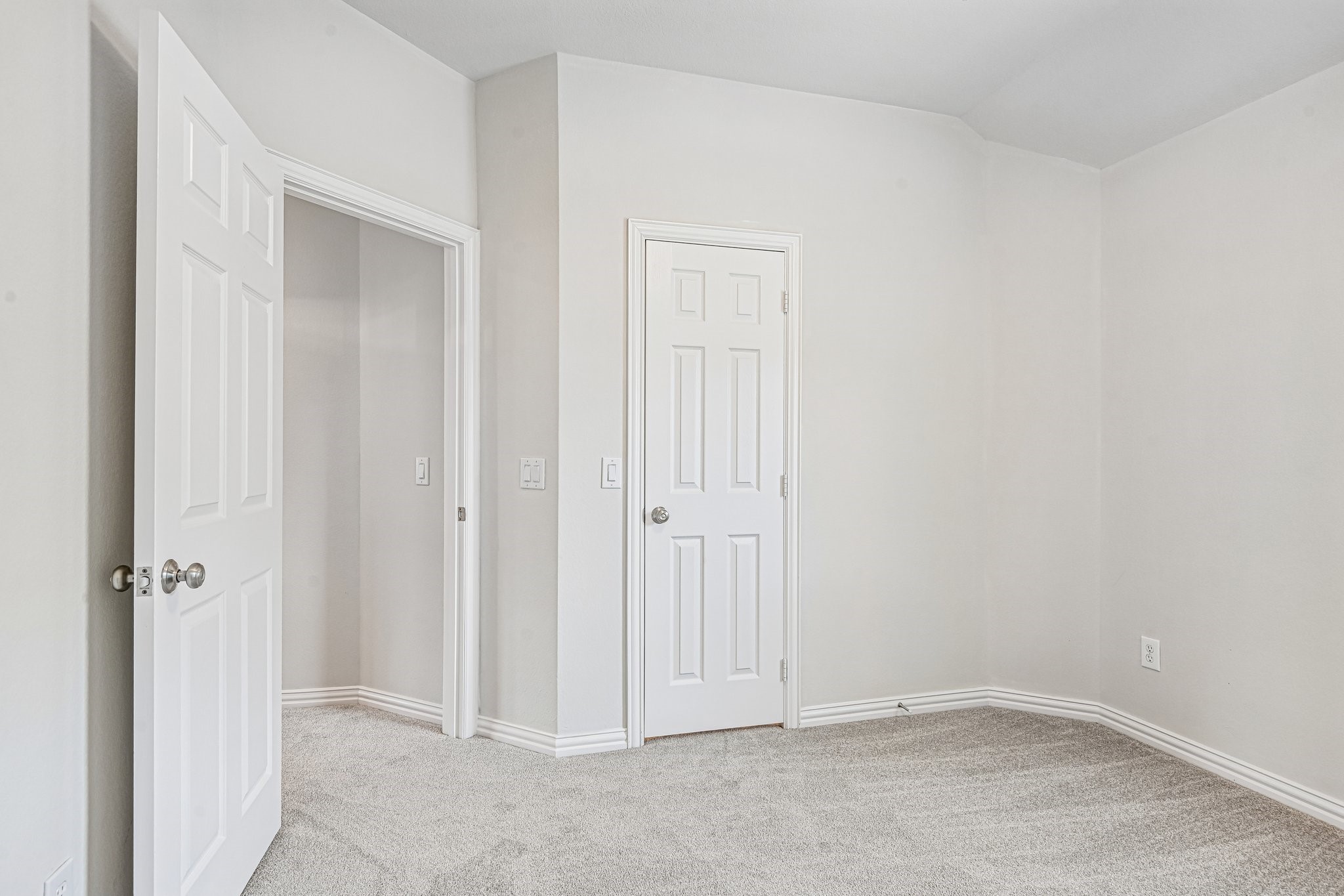 532 Ivy Court