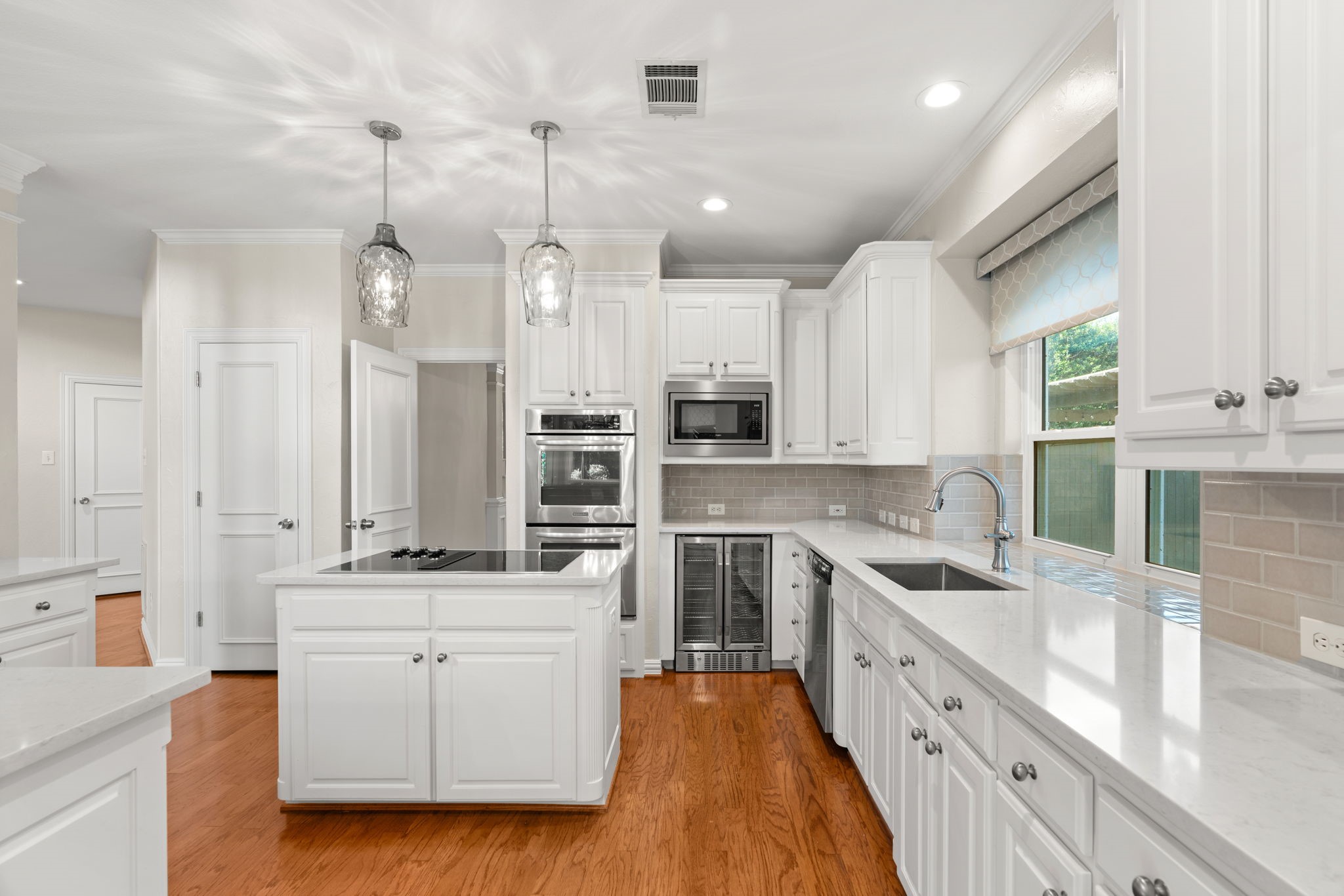 210 Highland Oaks Circle