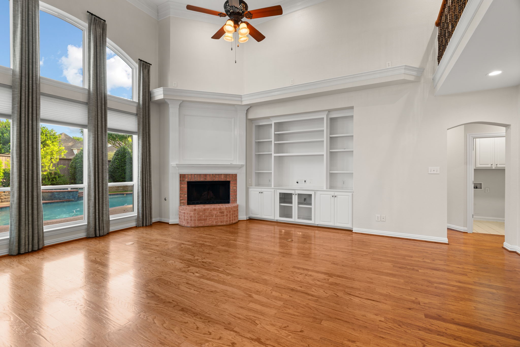 210 Highland Oaks Circle