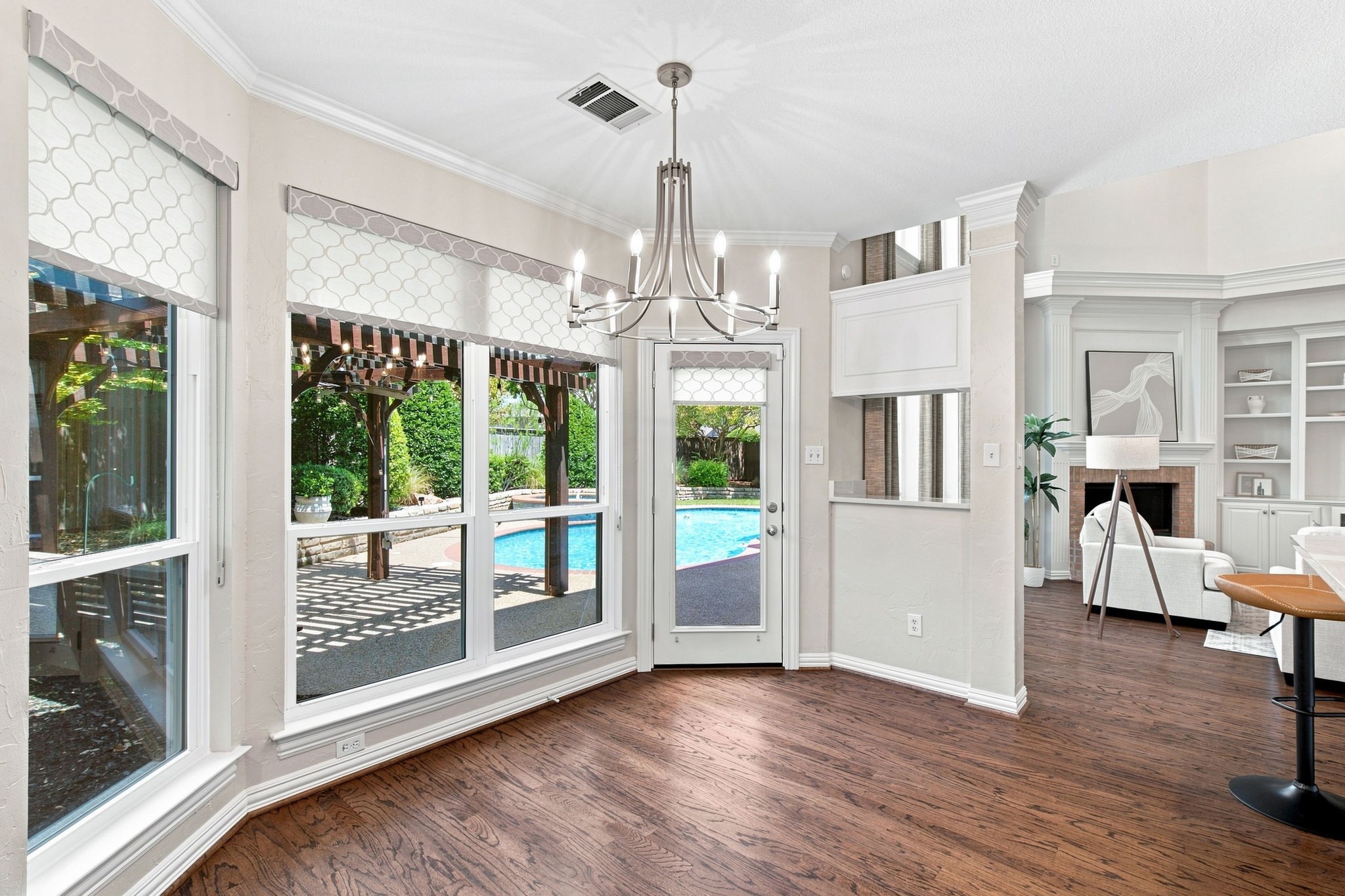210 Highland Oaks Circle