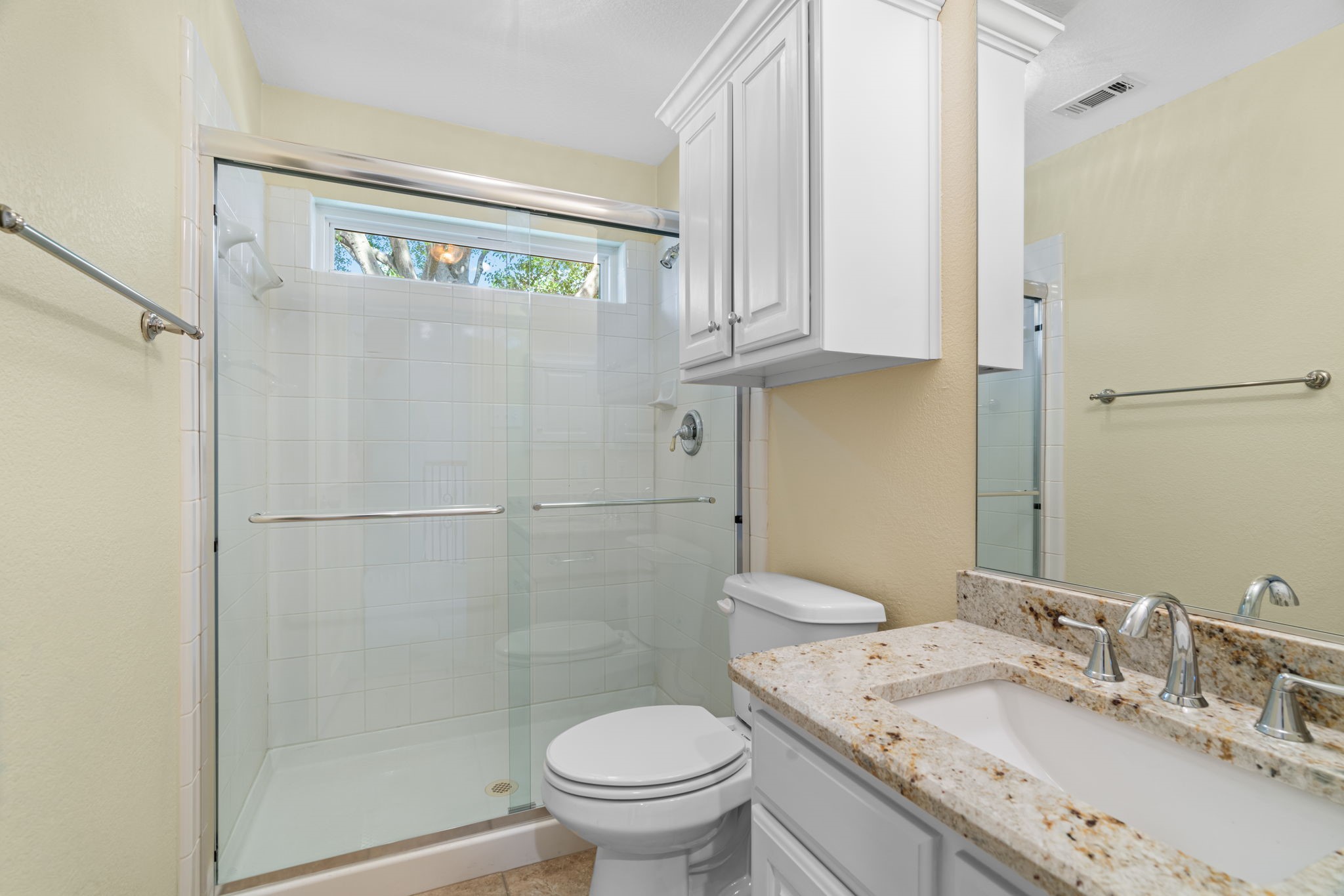 210 Highland Oaks Circle