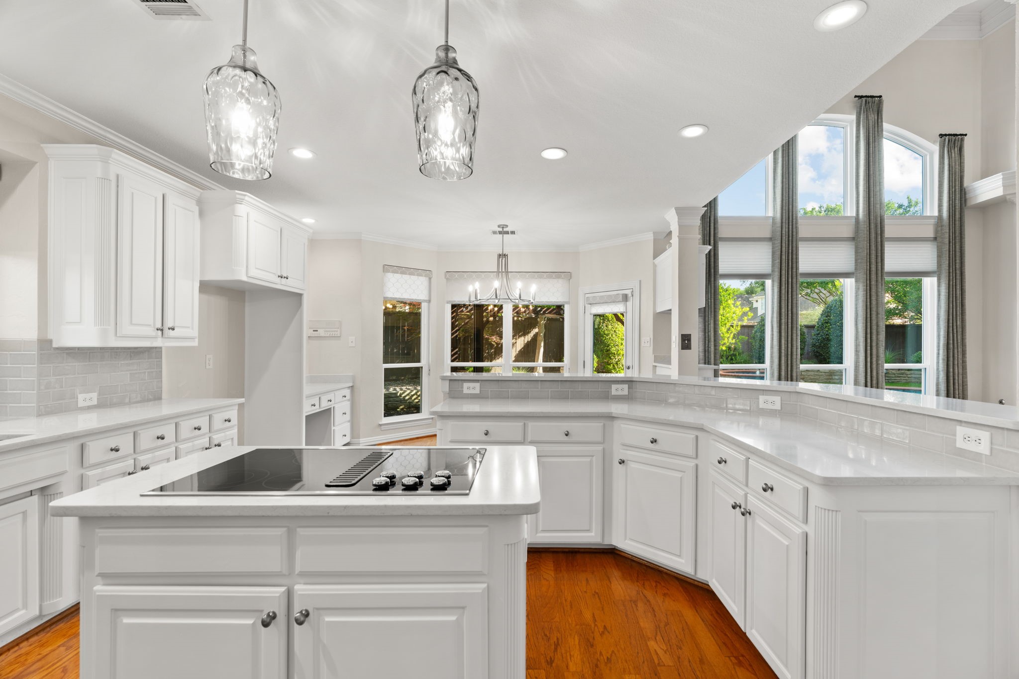 210 Highland Oaks Circle