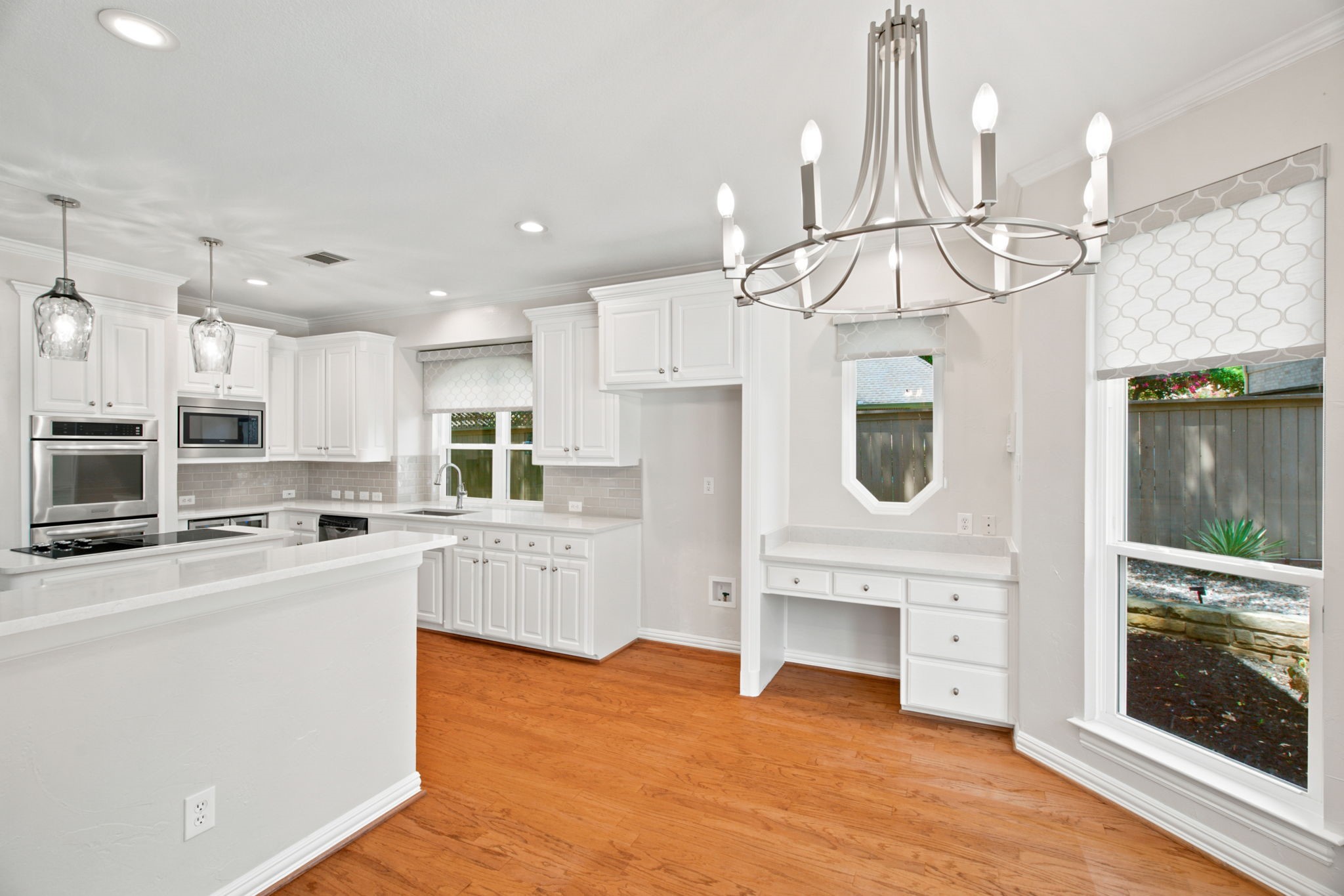 210 Highland Oaks Circle
