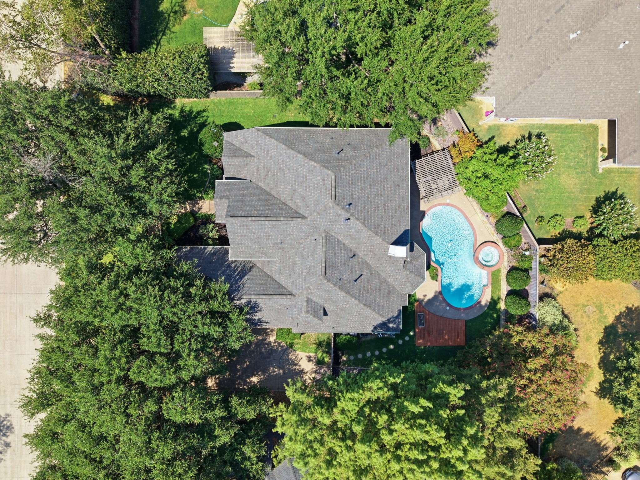 210 Highland Oaks Circle