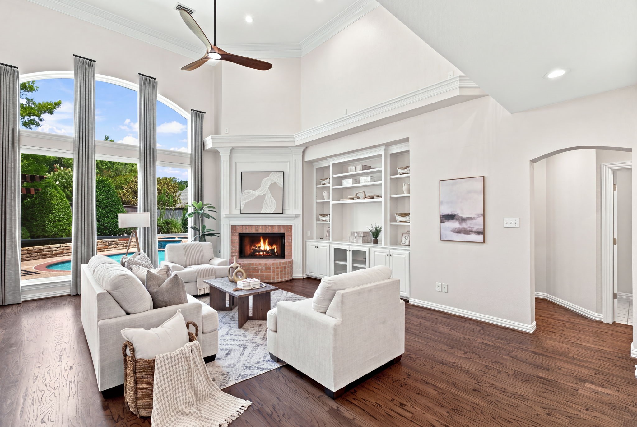 210 Highland Oaks Circle