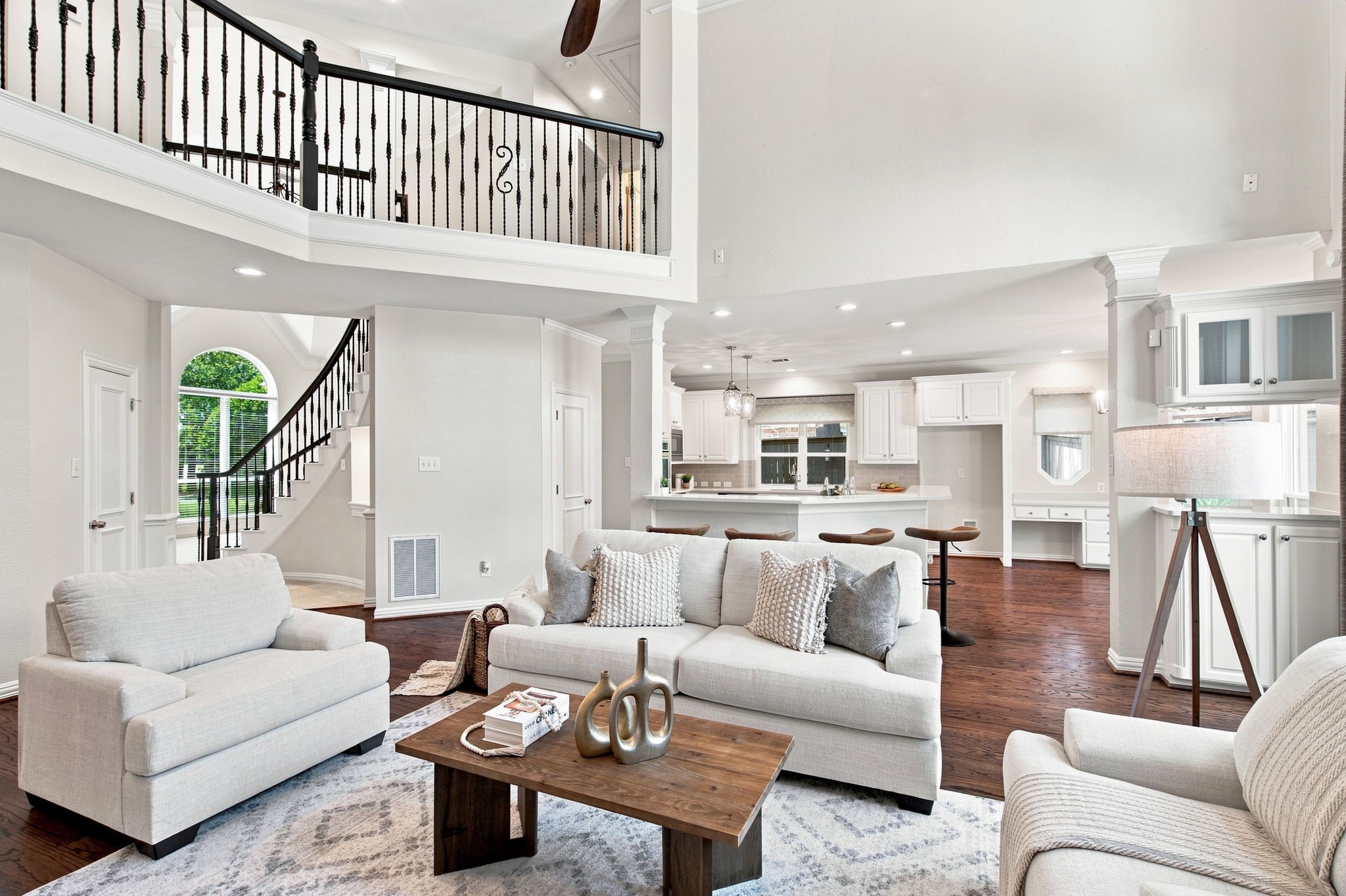 210 Highland Oaks Circle