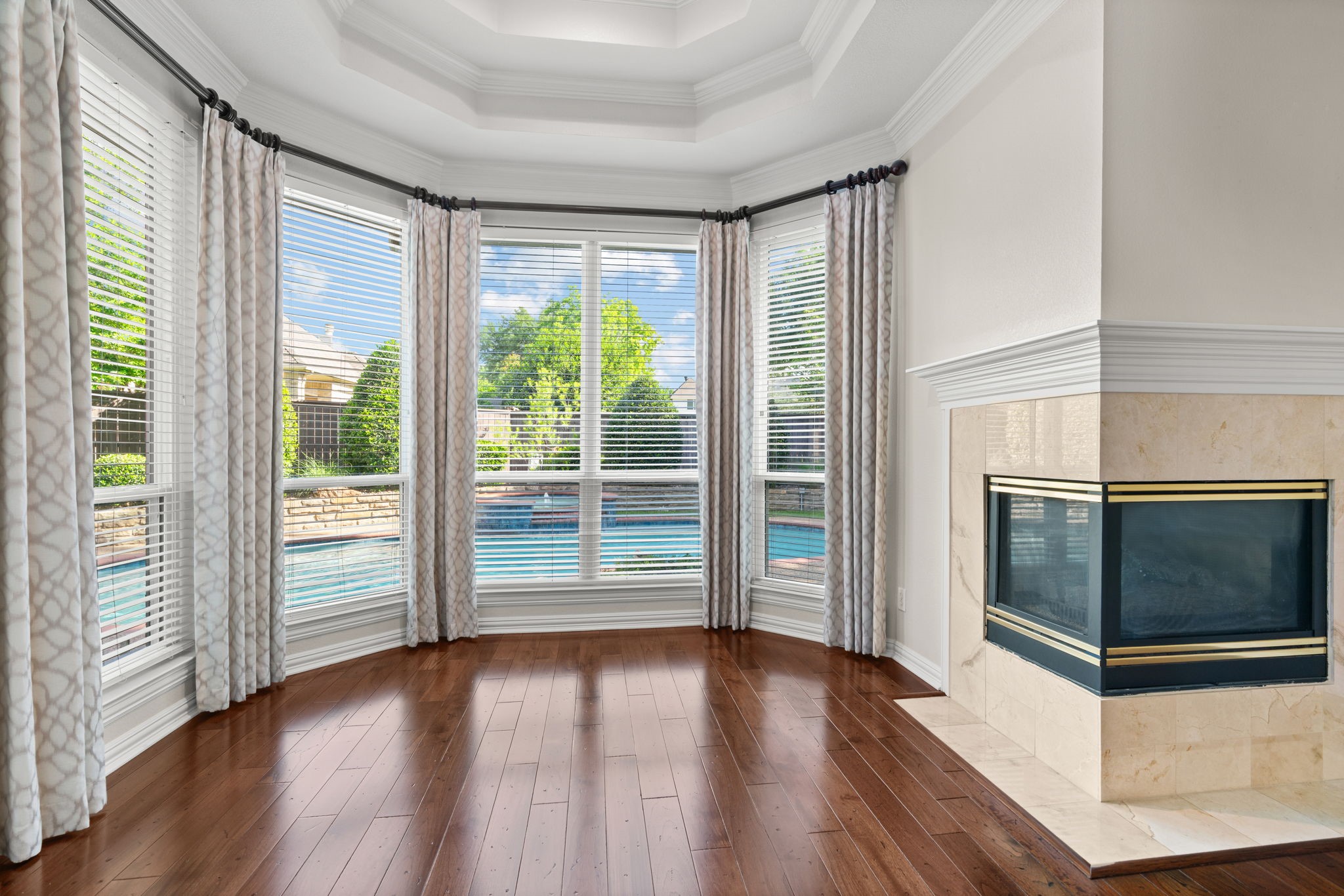 210 Highland Oaks Circle