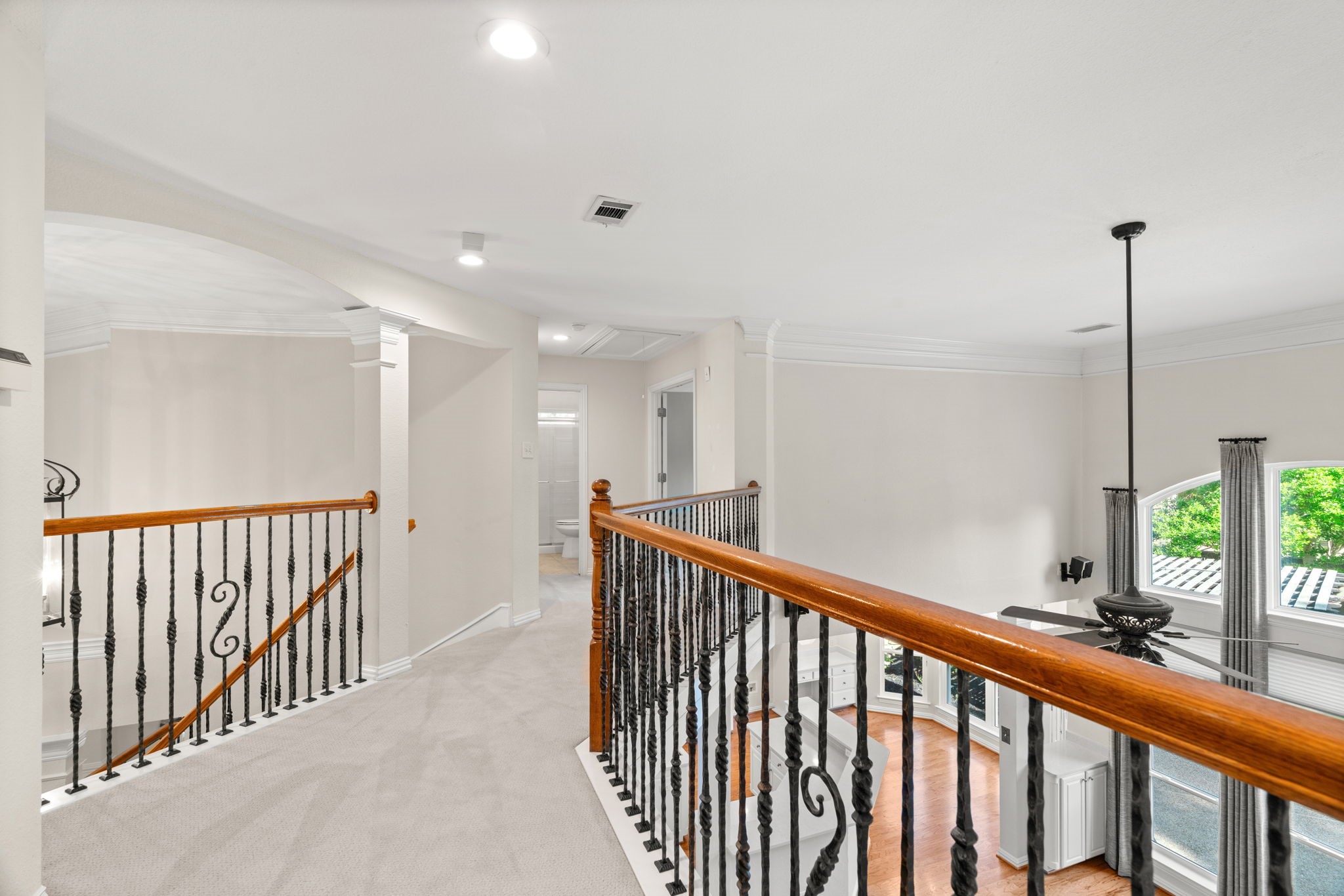 210 Highland Oaks Circle