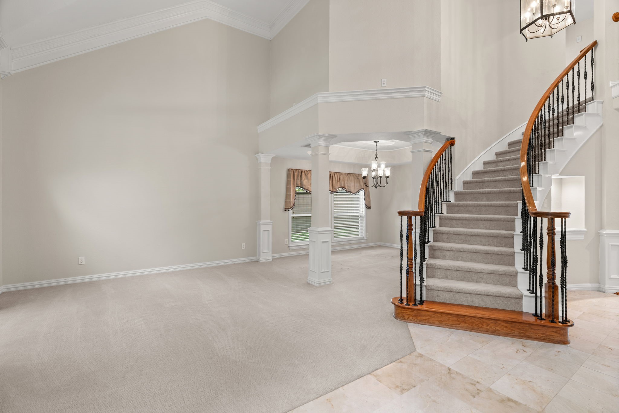 210 Highland Oaks Circle