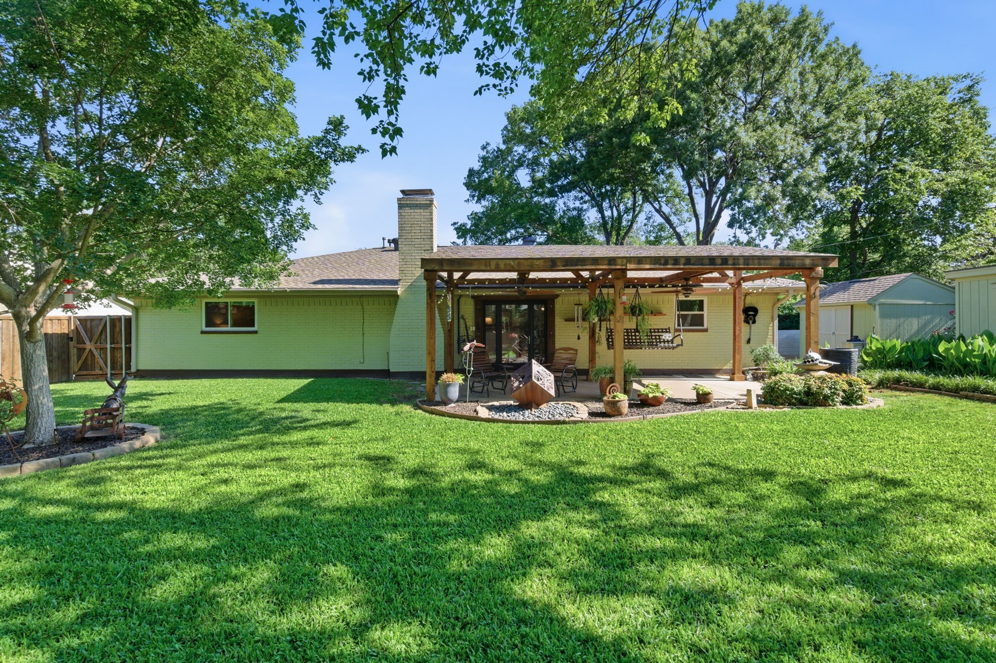 611 Magnolia Street