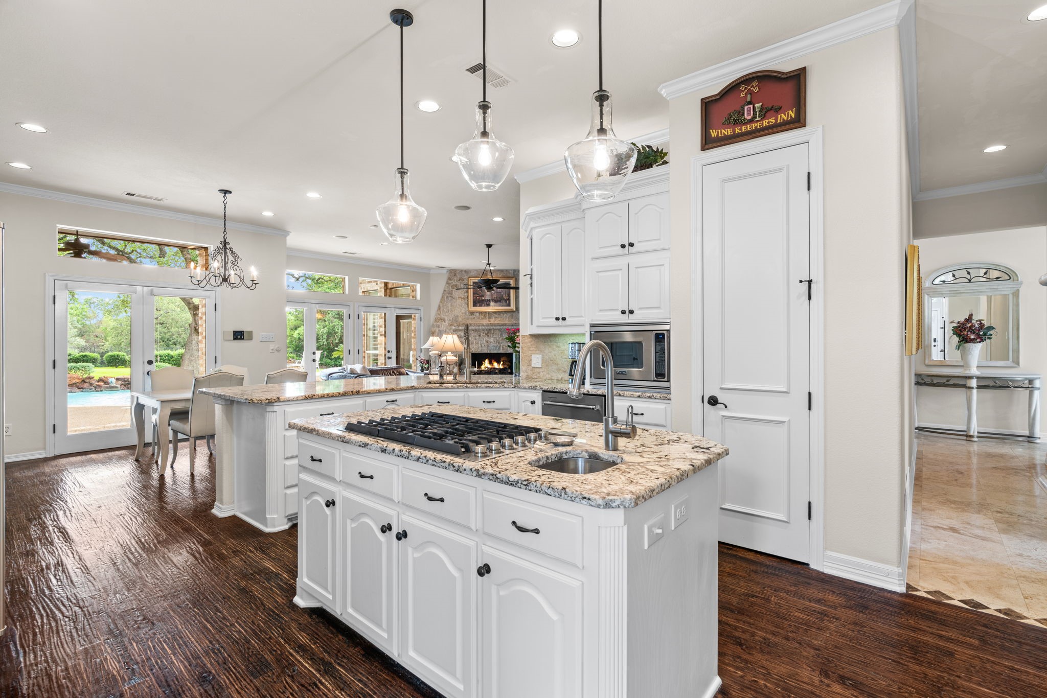 1203 Earlston Court