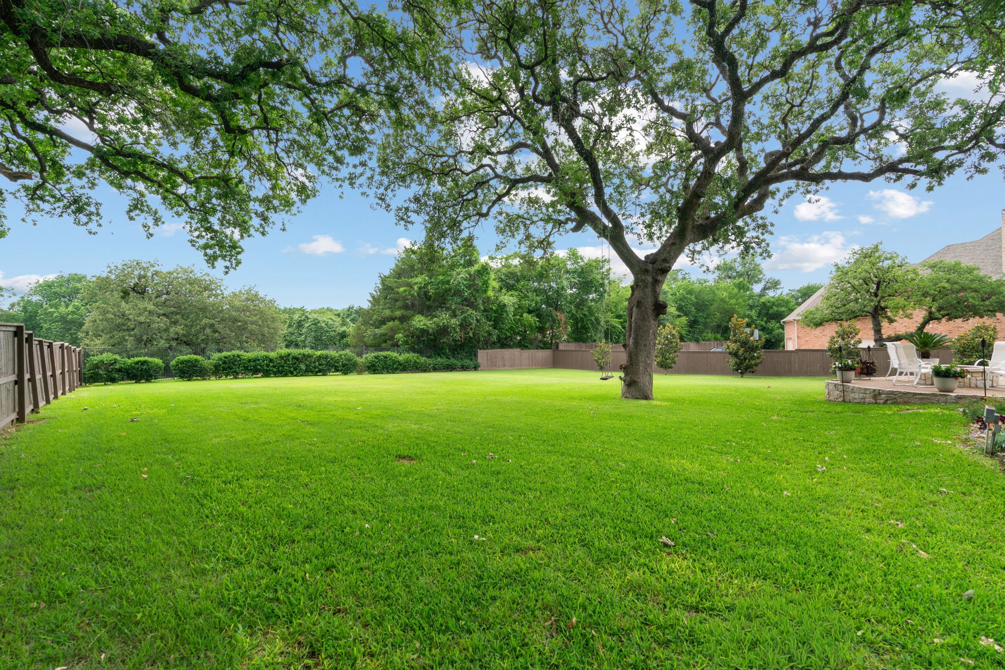 1203 Earlston Court
