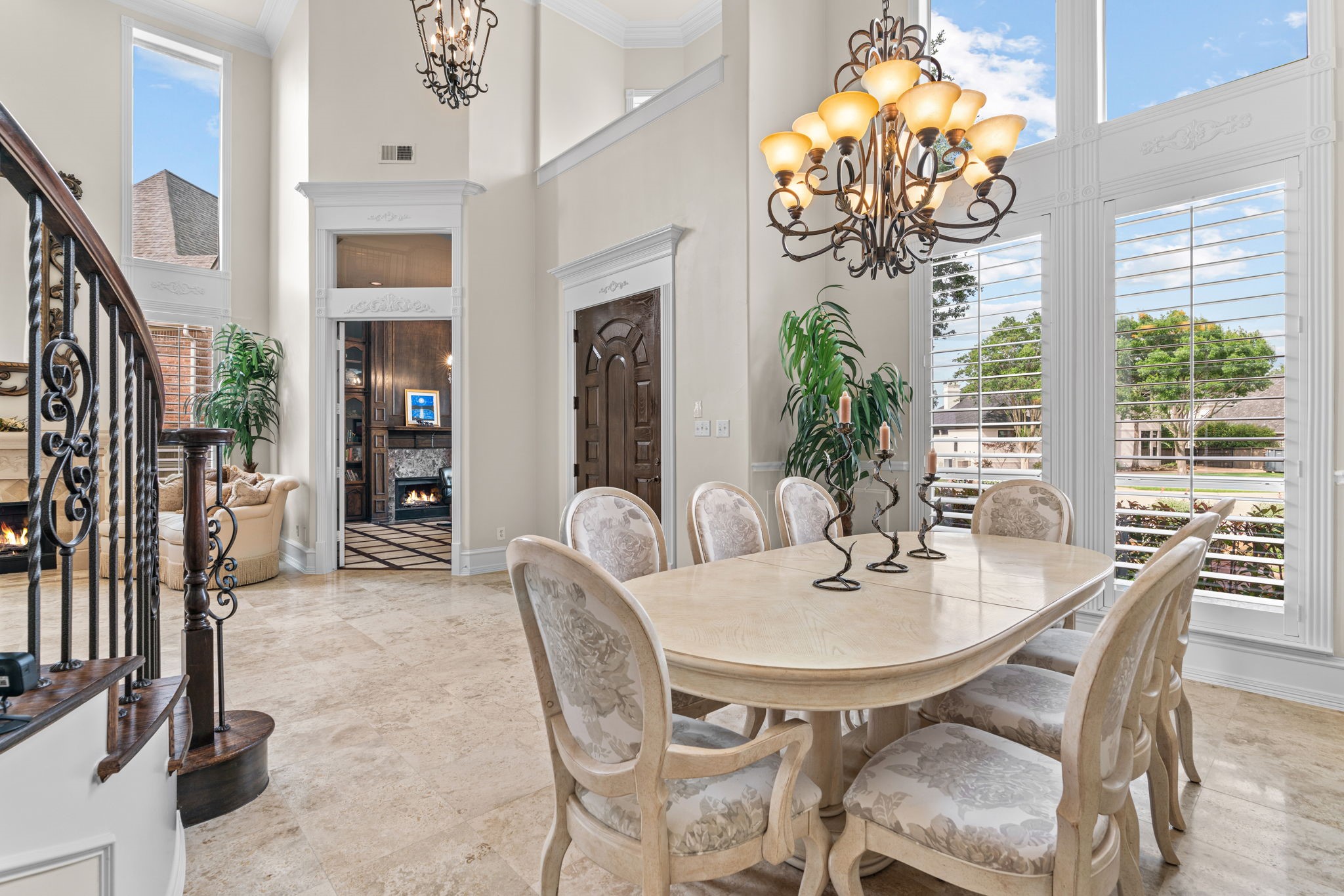 1203 Earlston Court