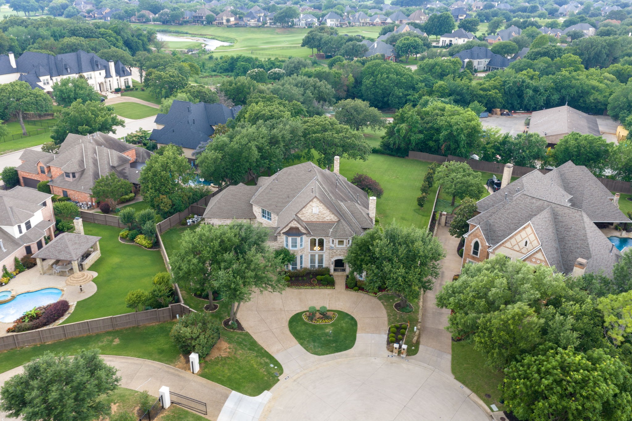 1203 Earlston Court