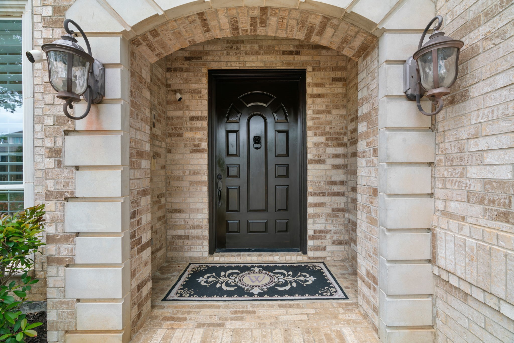 1203 Earlston Court