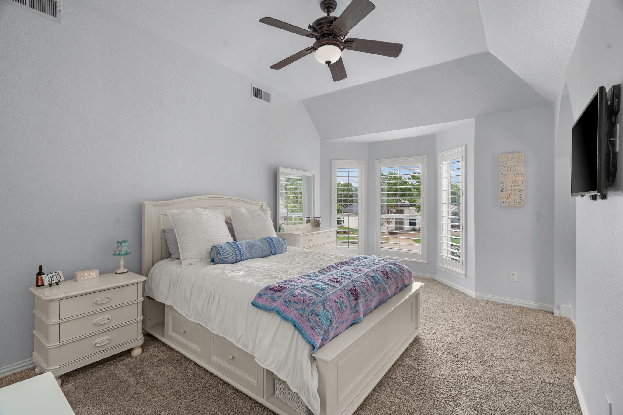 1203 Earlston Court