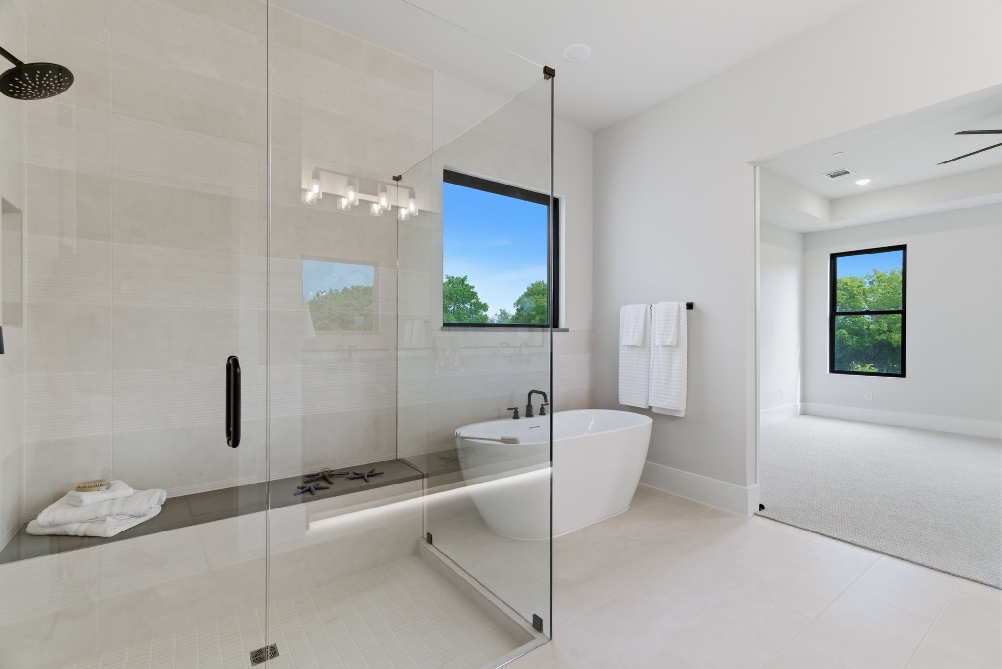 2608 Southbay Circle