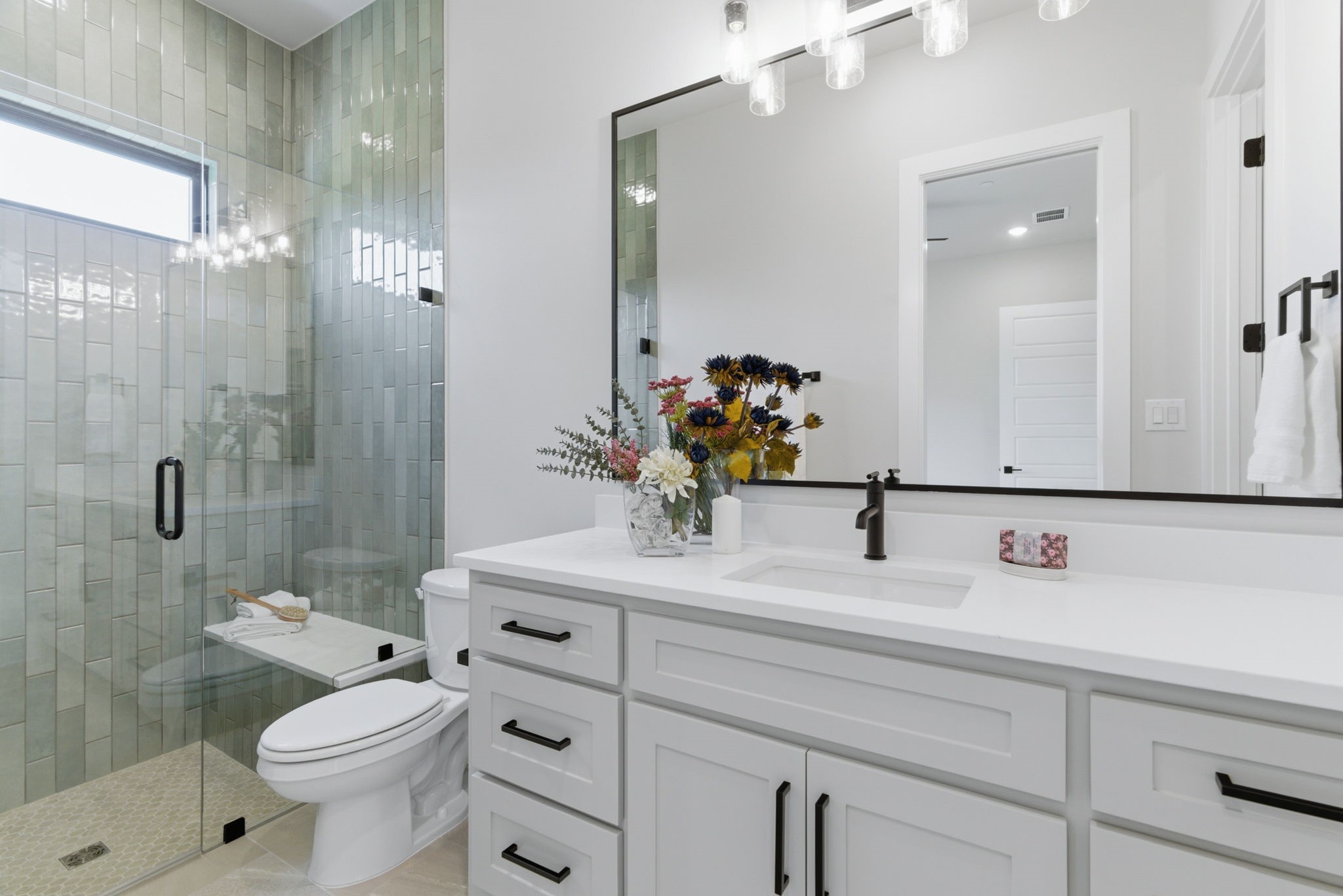 2608 Southbay Circle