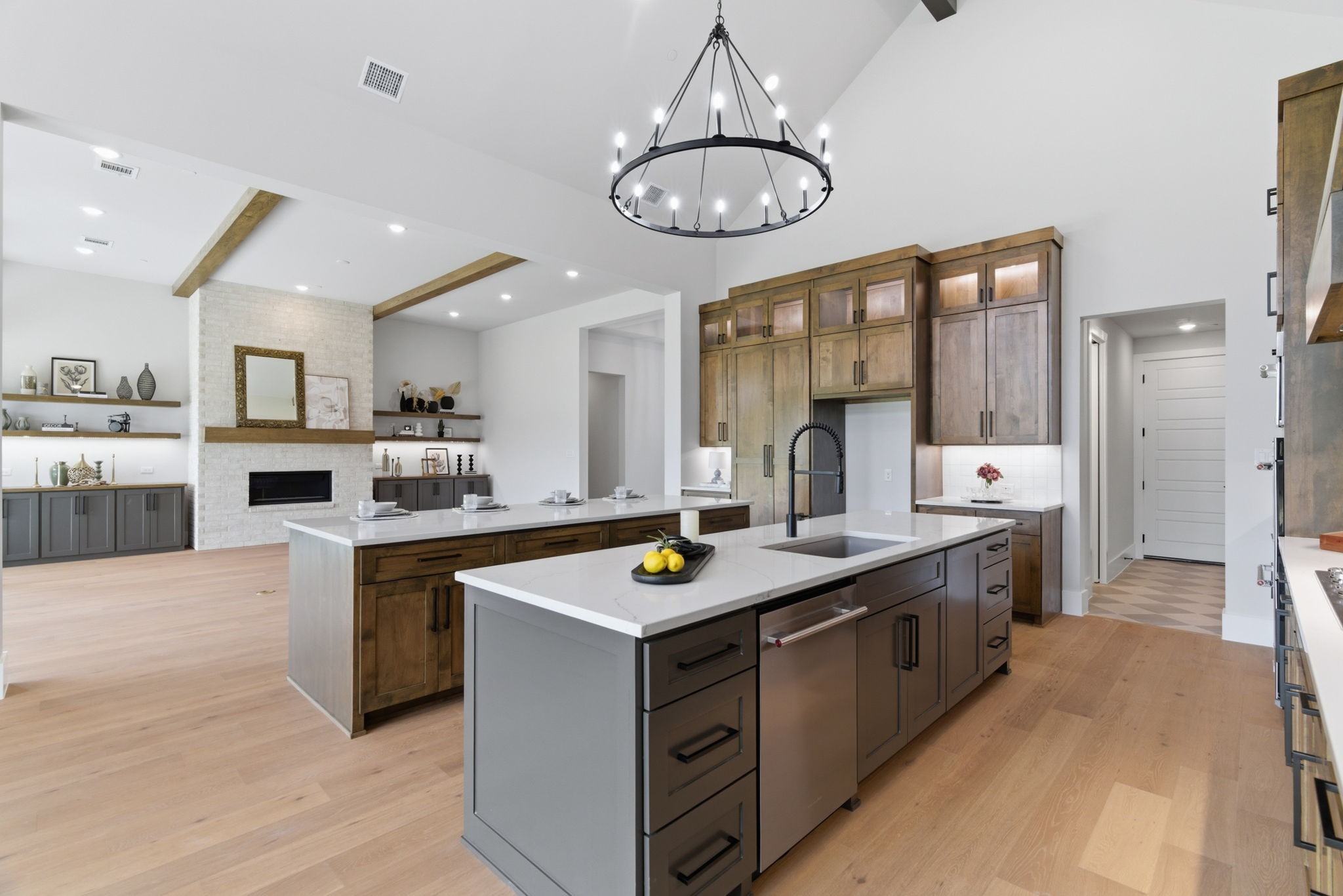 2608 Southbay Circle