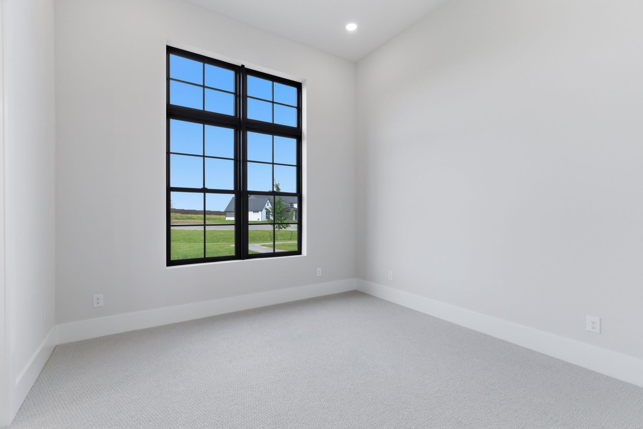 2608 Southbay Circle