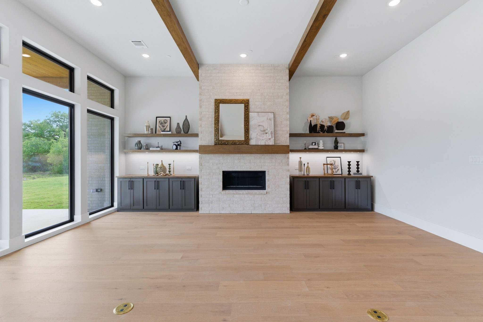 2608 Southbay Circle