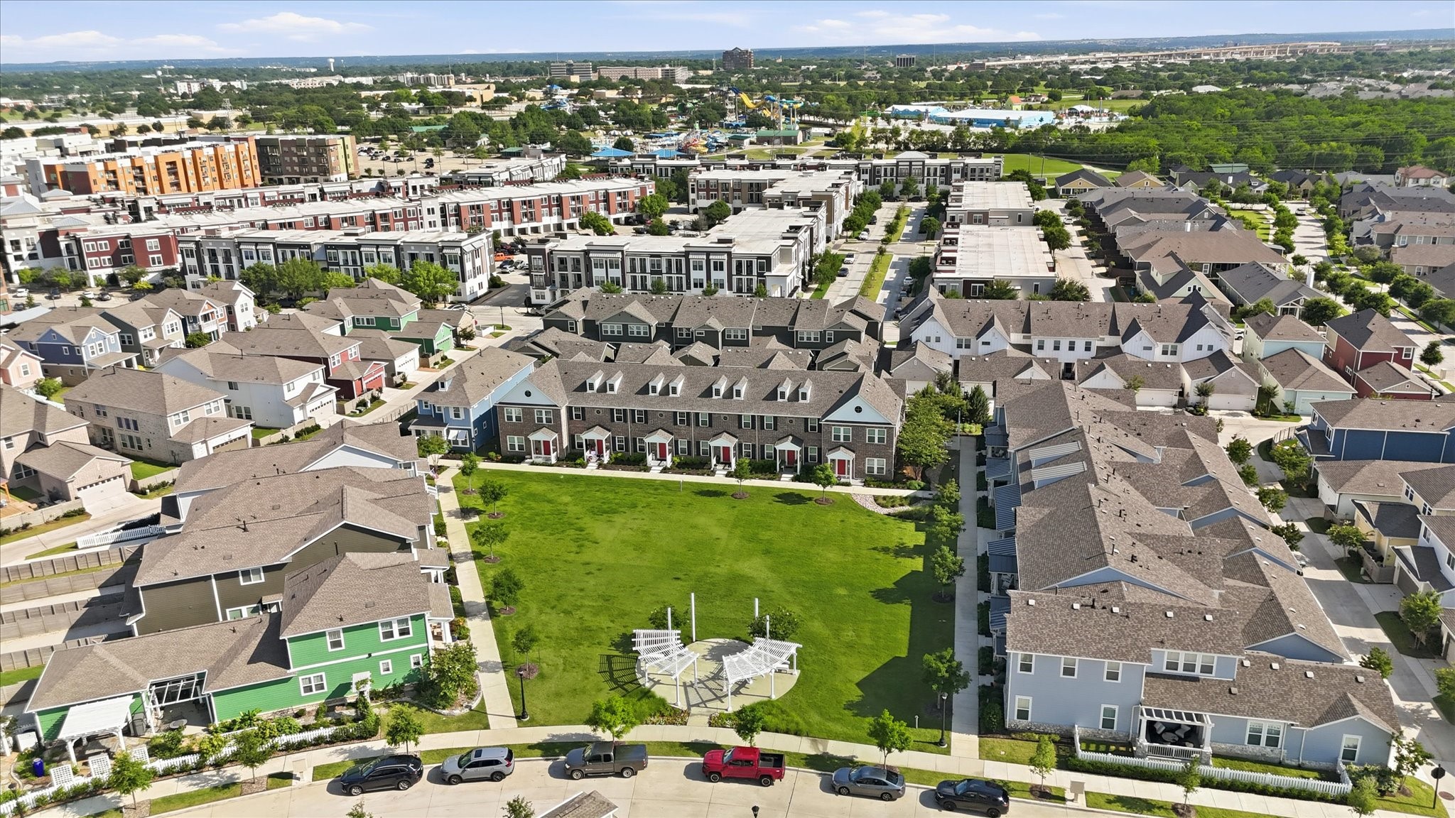 6000 Monterey Mews